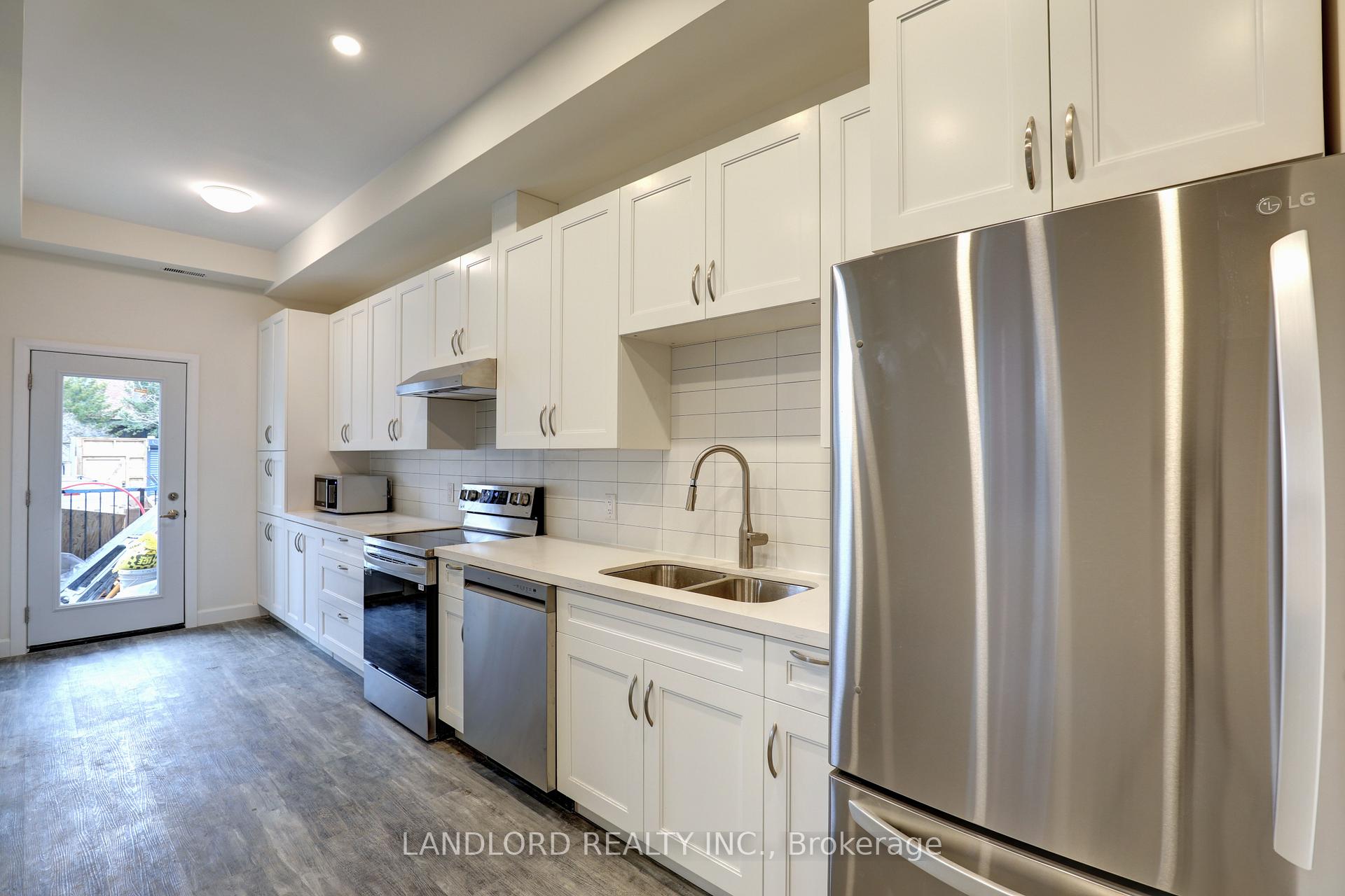 Photo 4 of Unit C, 620 Bathurst Street, Toronto, Palmerston-Little Italy — HOMEH