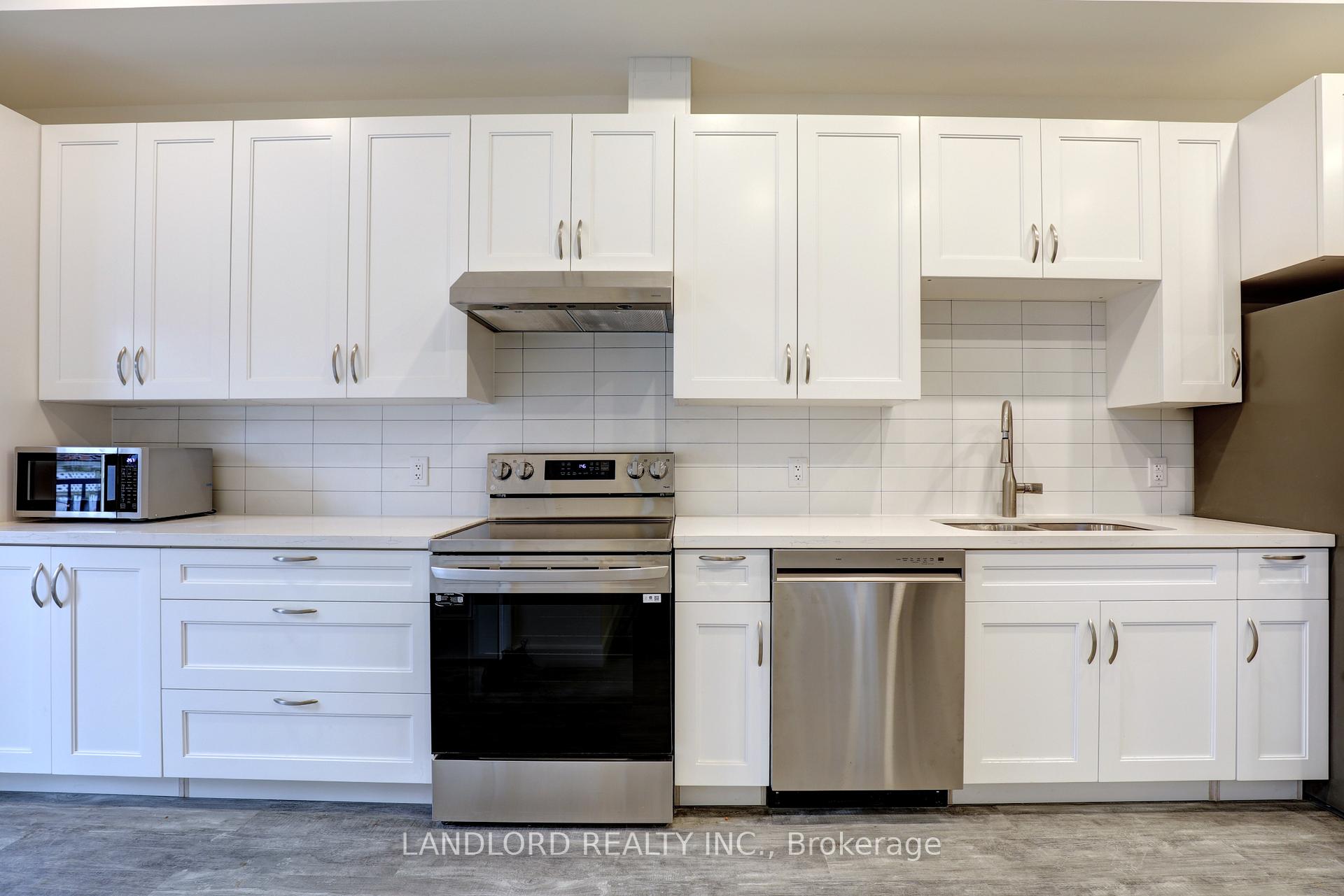 Photo 6 of Unit C, 620 Bathurst Street, Toronto, Palmerston-Little Italy — HOMEH