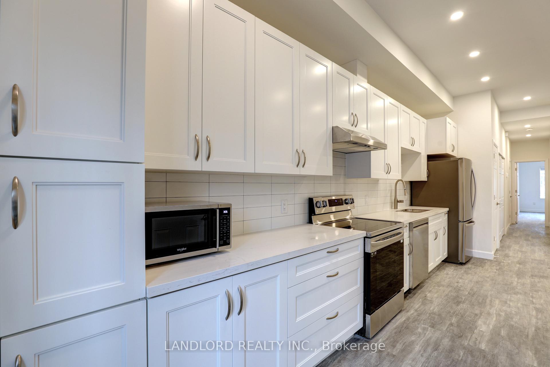 Photo 9 of Unit C, 620 Bathurst Street, Toronto, Palmerston-Little Italy — HOMEH