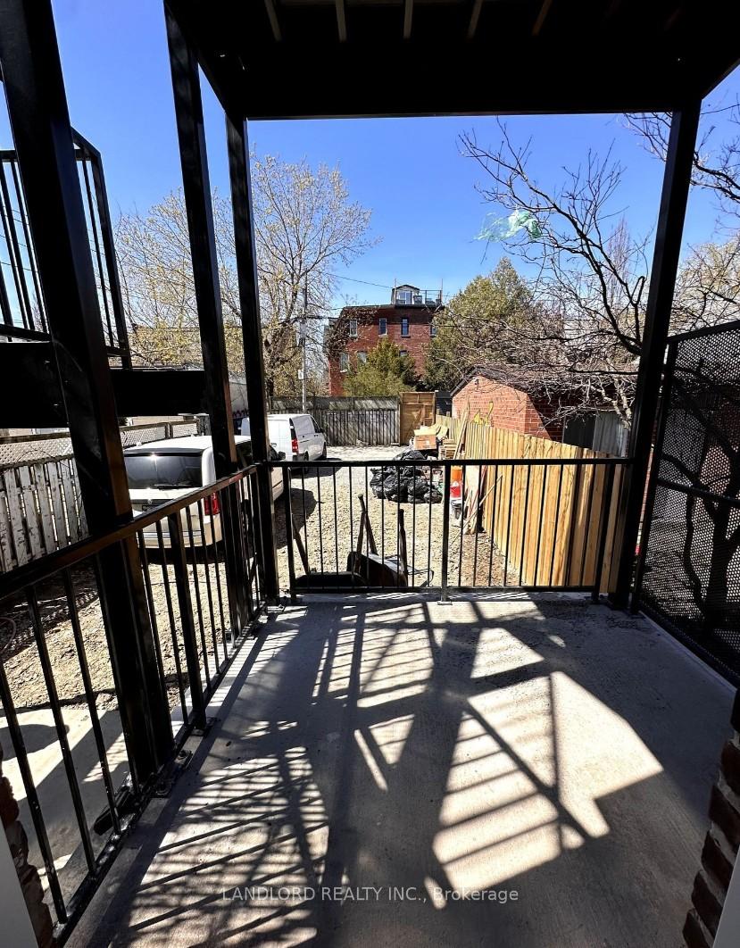 Photo 29 of Unit C, 620 Bathurst Street, Toronto, Palmerston-Little Italy — HOMEH