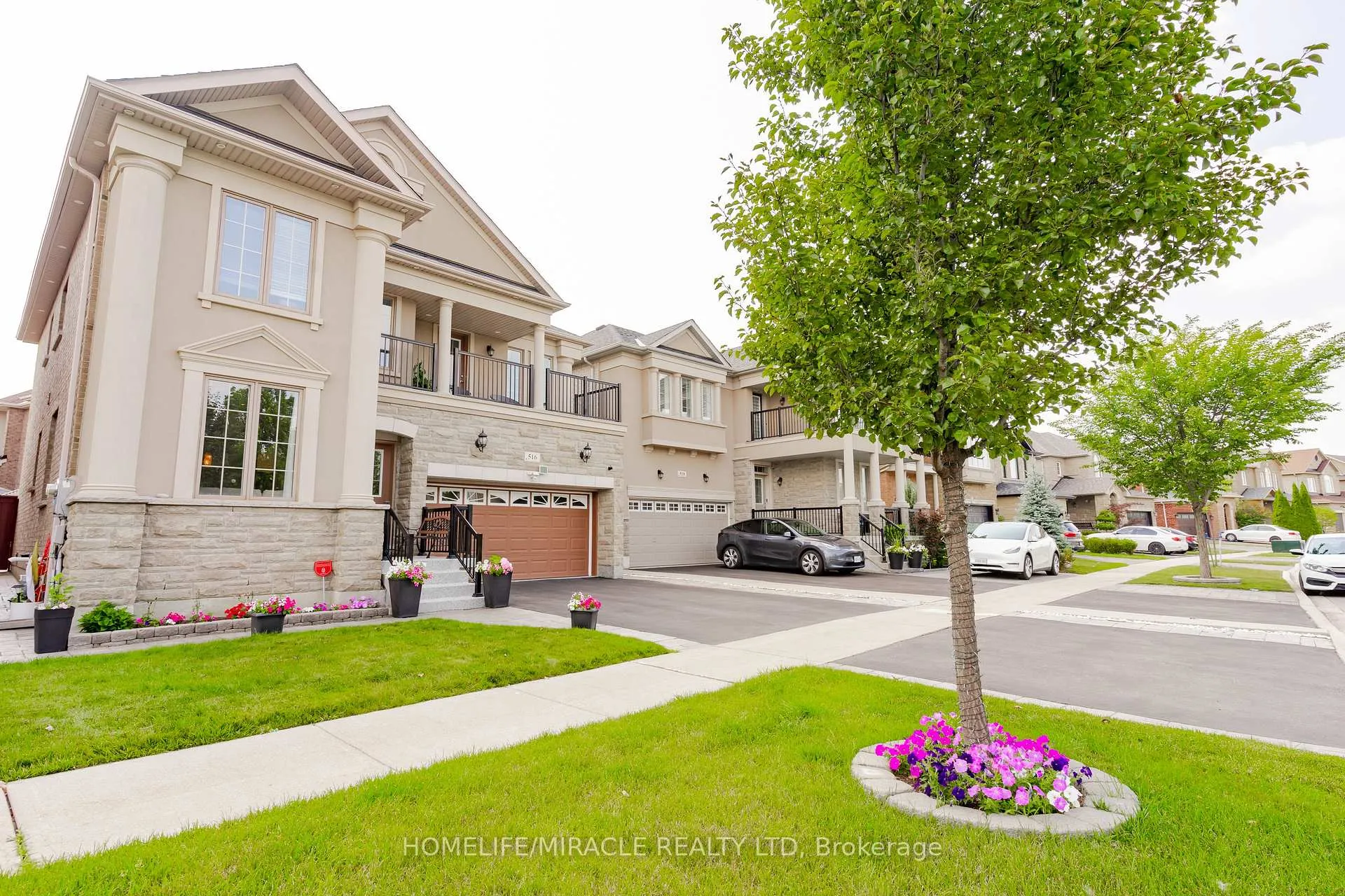 Photo 3 of 516 Vellore Woods Boulevard, Vaughan, Vellore Village — HOMEH
