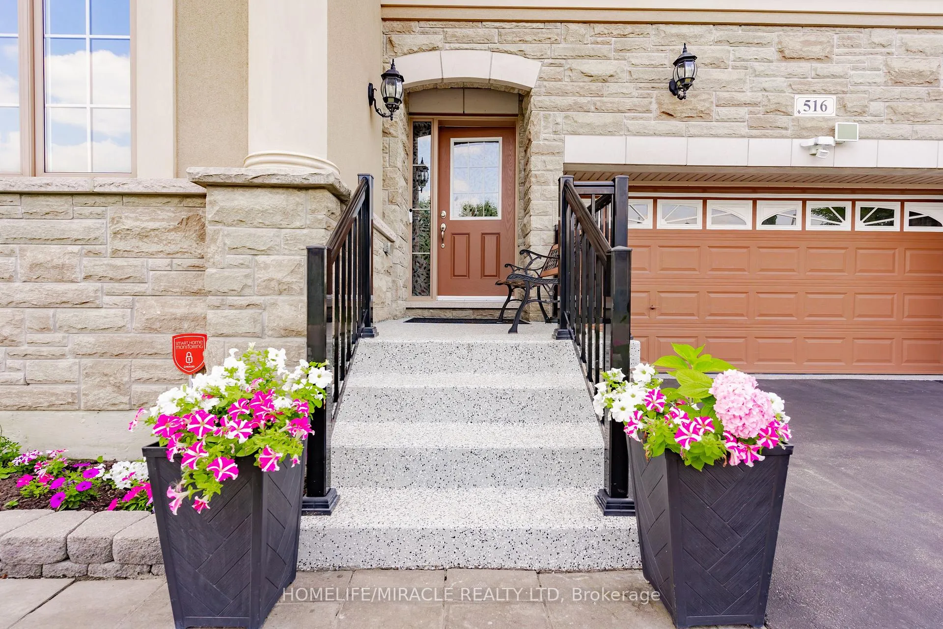Photo 4 of 516 Vellore Woods Boulevard, Vaughan, Vellore Village — HOMEH