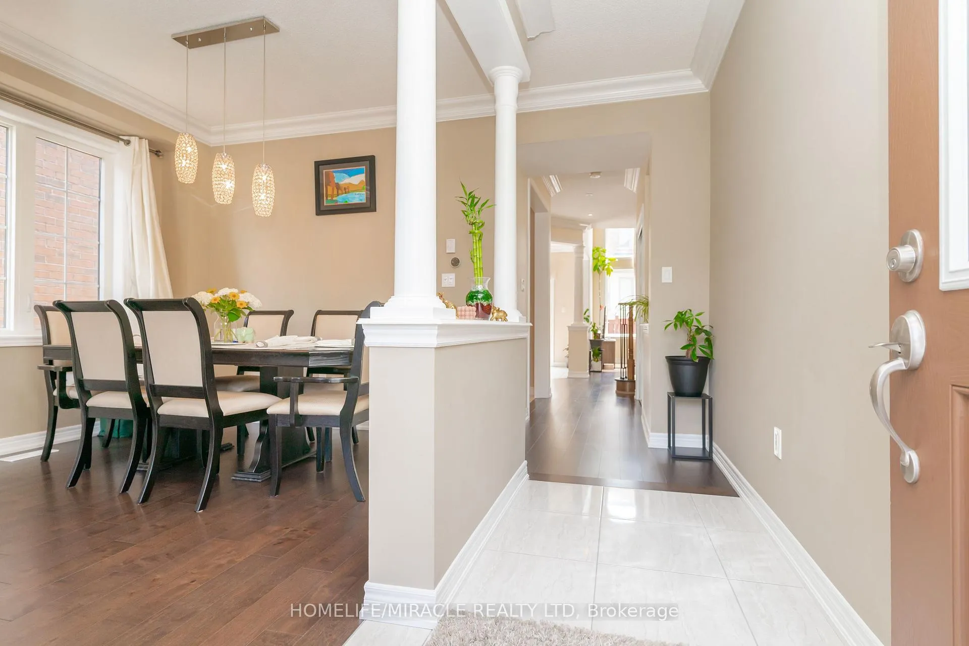 Photo 5 of 516 Vellore Woods Boulevard, Vaughan, Vellore Village — HOMEH