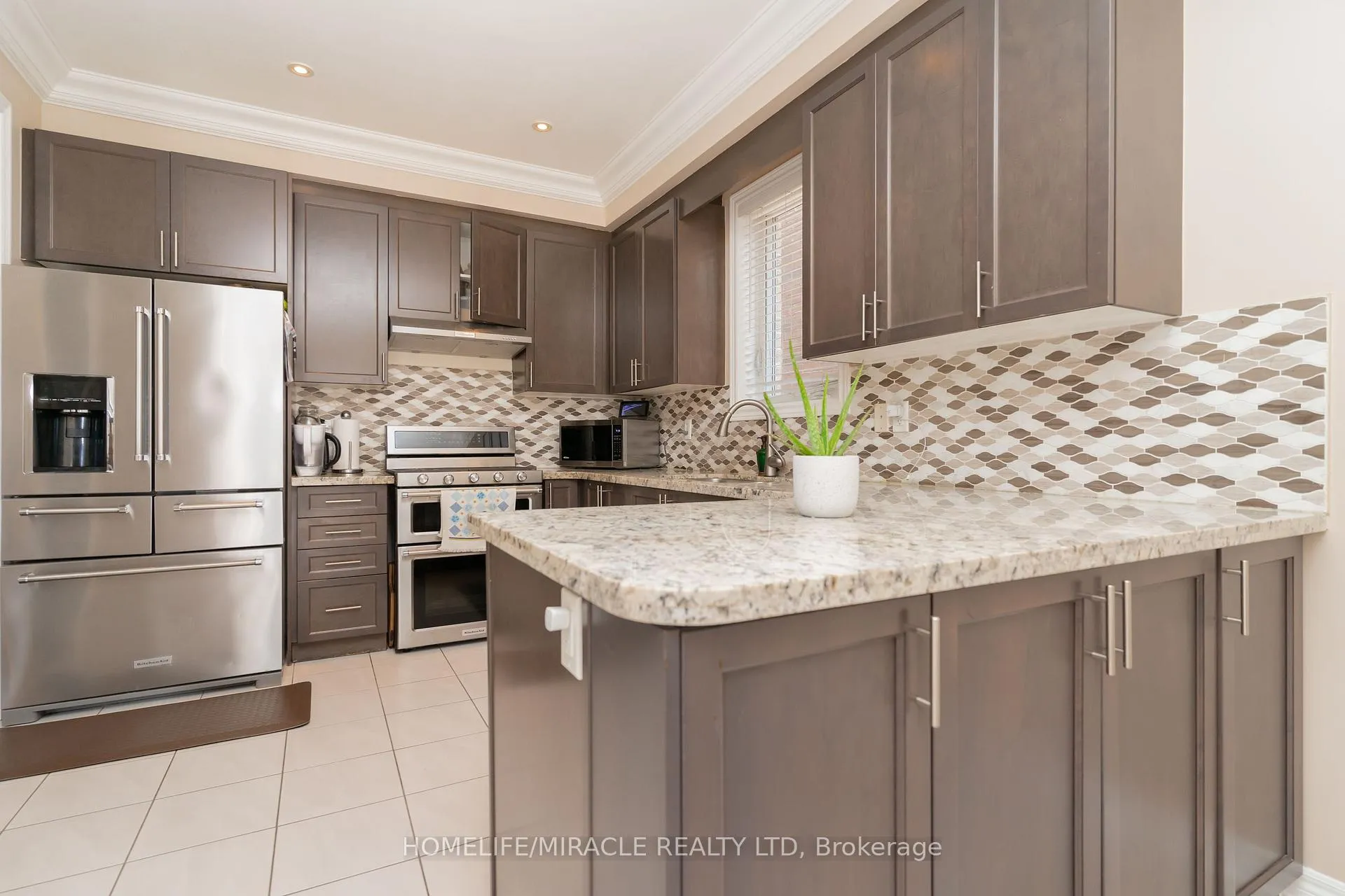 Photo 13 of 516 Vellore Woods Boulevard, Vaughan, Vellore Village — HOMEH