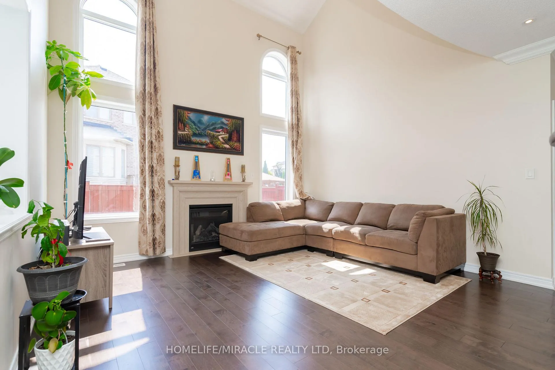 Photo 16 of 516 Vellore Woods Boulevard, Vaughan, Vellore Village — HOMEH