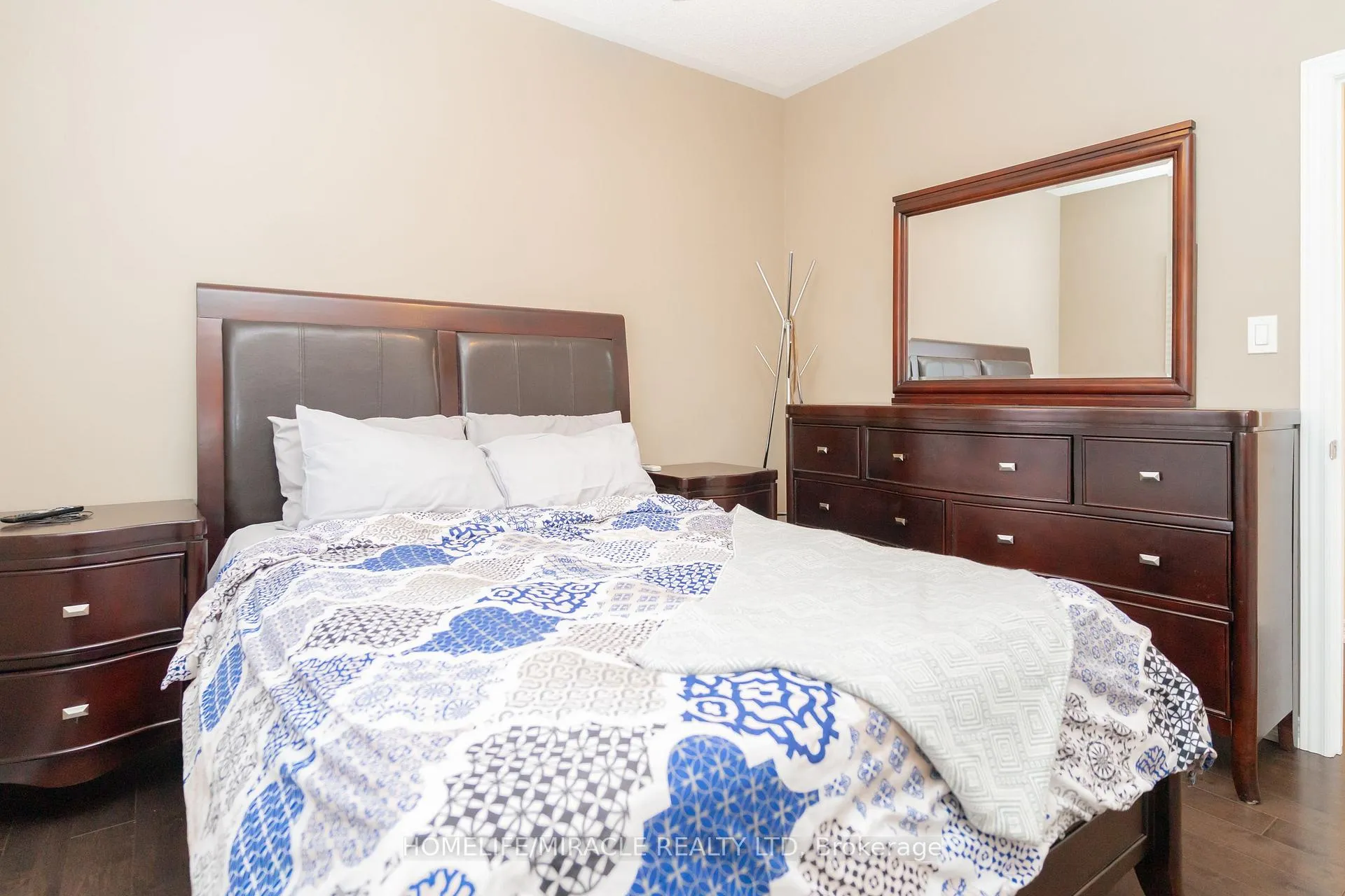 Photo 33 of 516 Vellore Woods Boulevard, Vaughan, Vellore Village — HOMEH