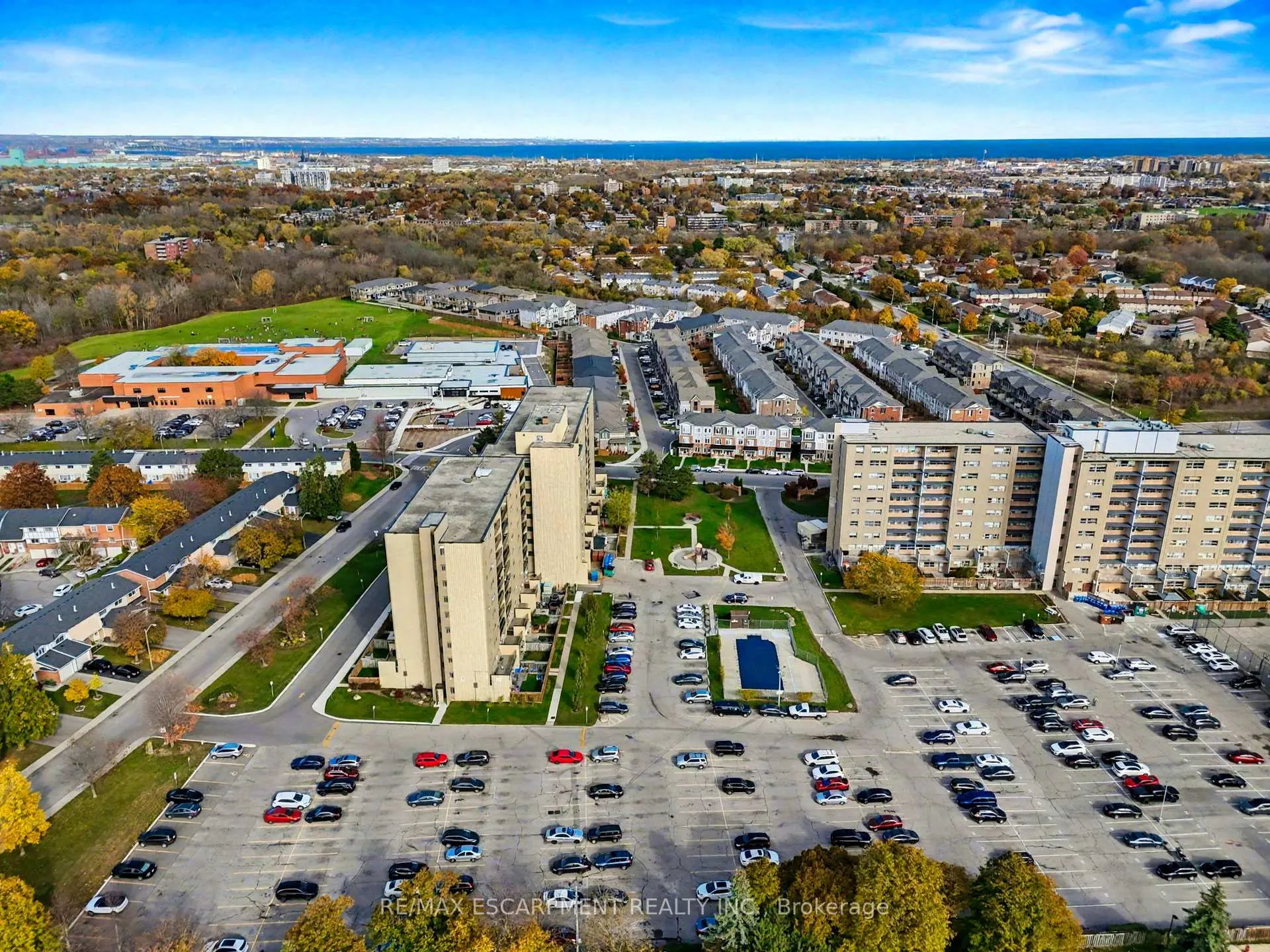 Photo 18 of Unit 1001, 15 Nicklaus Drive, Hamilton, Vincent — HOMEH