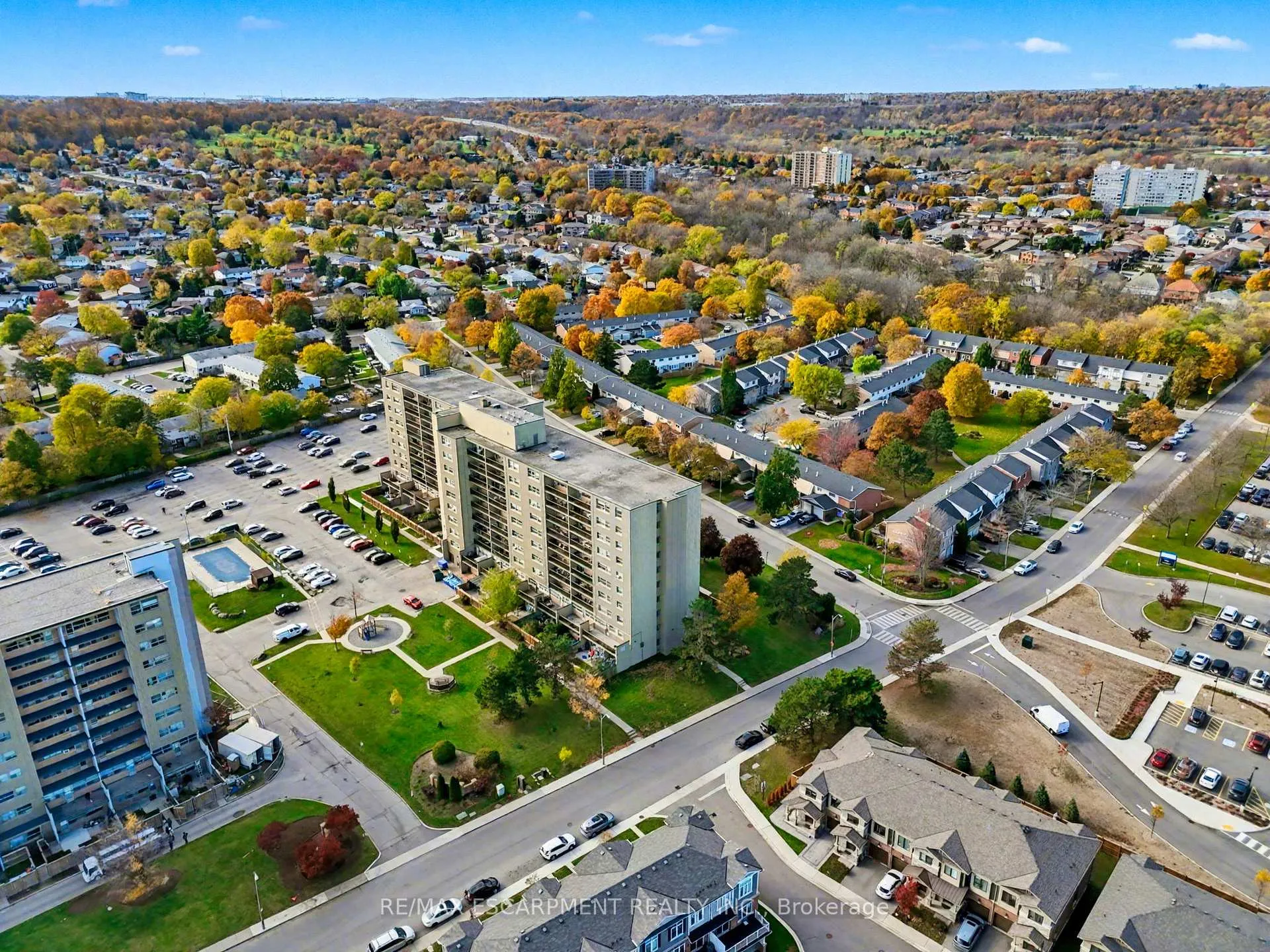 Photo 20 of Unit 1001, 15 Nicklaus Drive, Hamilton, Vincent — HOMEH