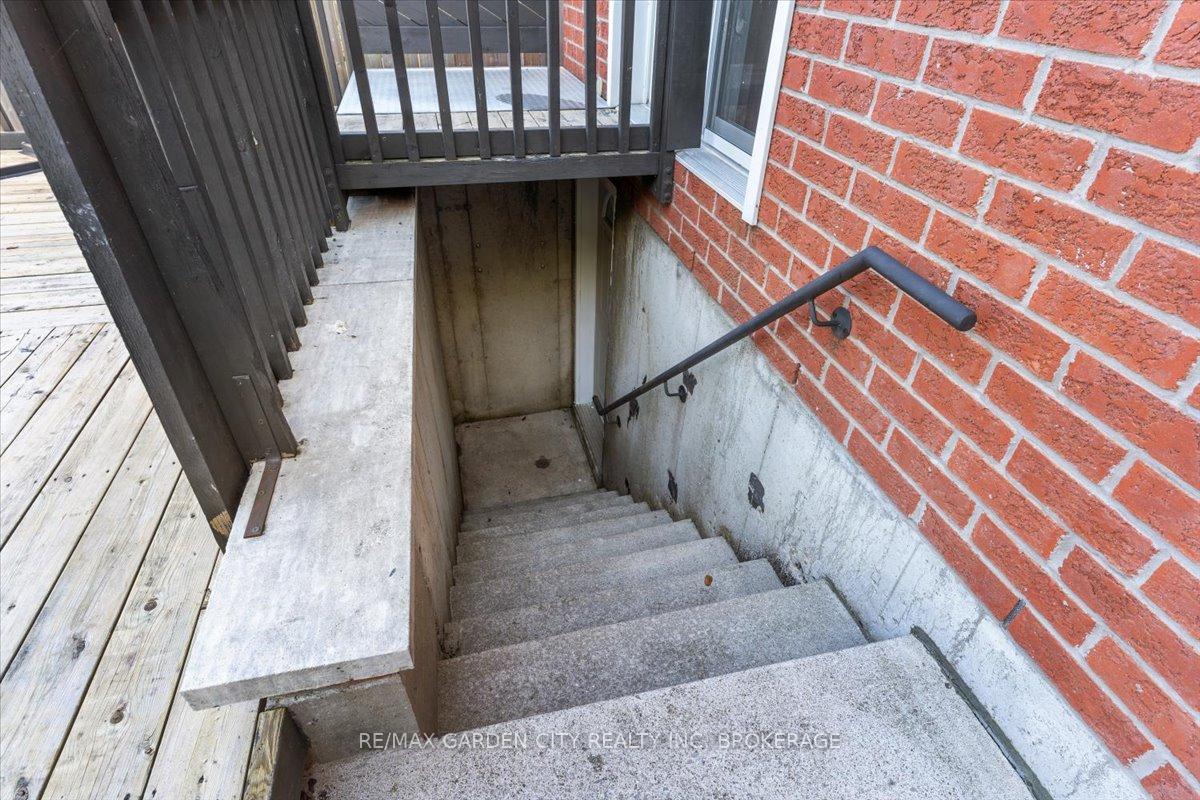 Photo 19 of 32 Mcnamara Street, Thorold, Thorold Downtown — HOMEH