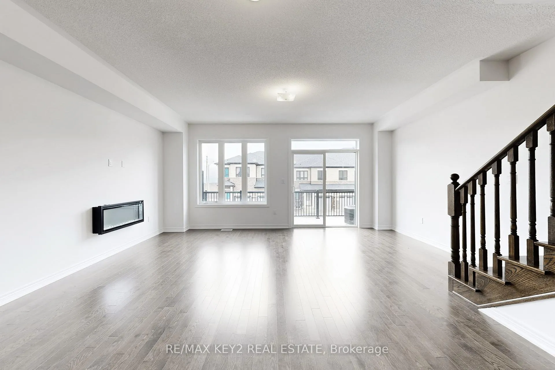 Photo 12 of 2929 Starlight Drive, Pickering, Rural Pickering — HOMEH