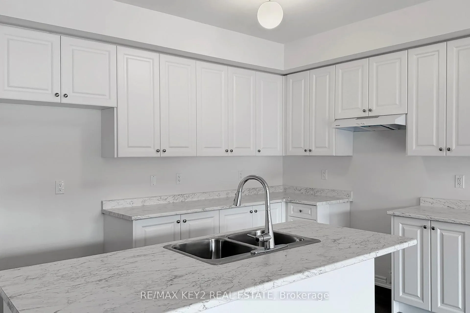 Photo 13 of 2929 Starlight Drive, Pickering, Rural Pickering — HOMEH