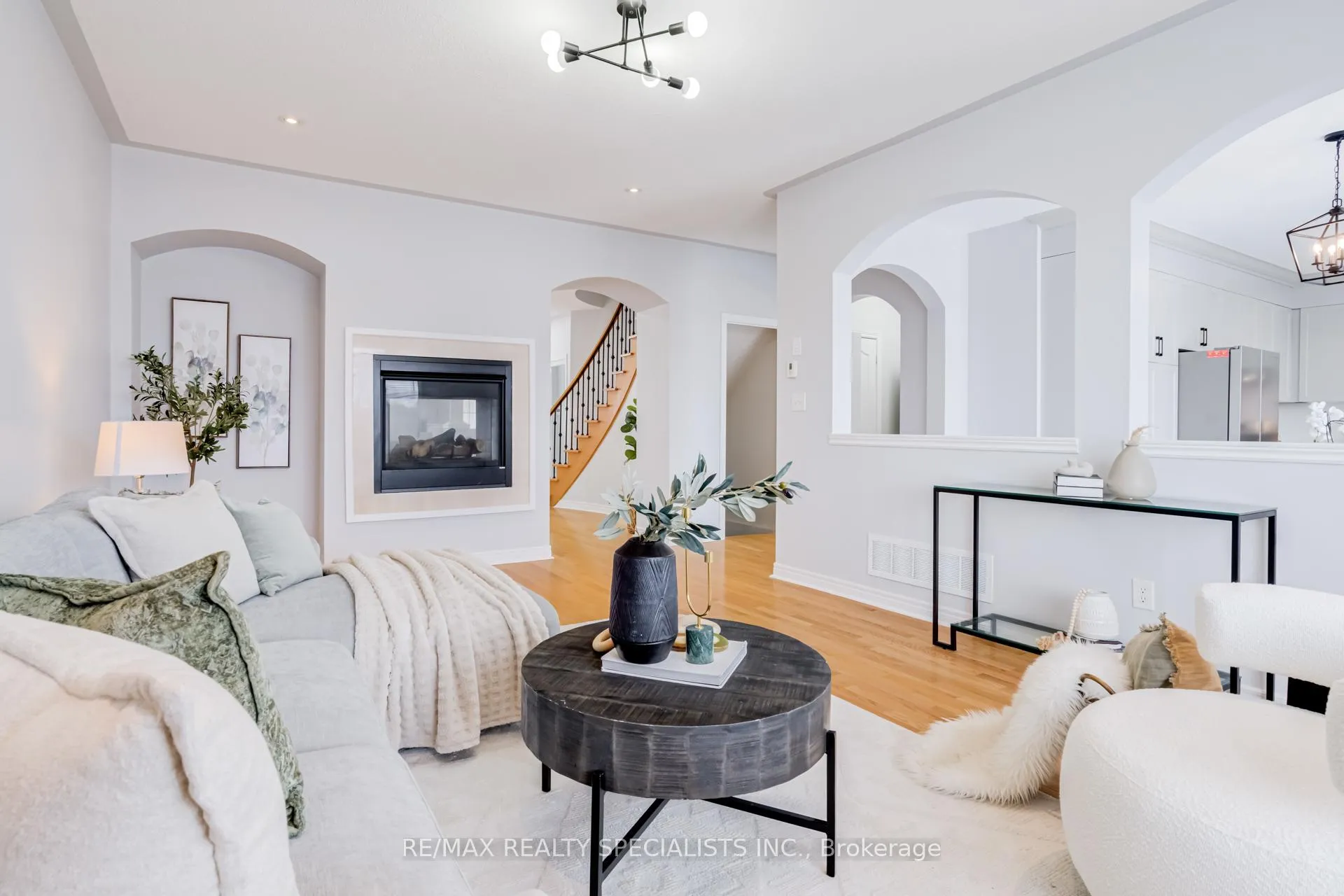 Photo 15 of 95 Heslop Circle, Brampton, Sandringham-Wellington — HOMEH