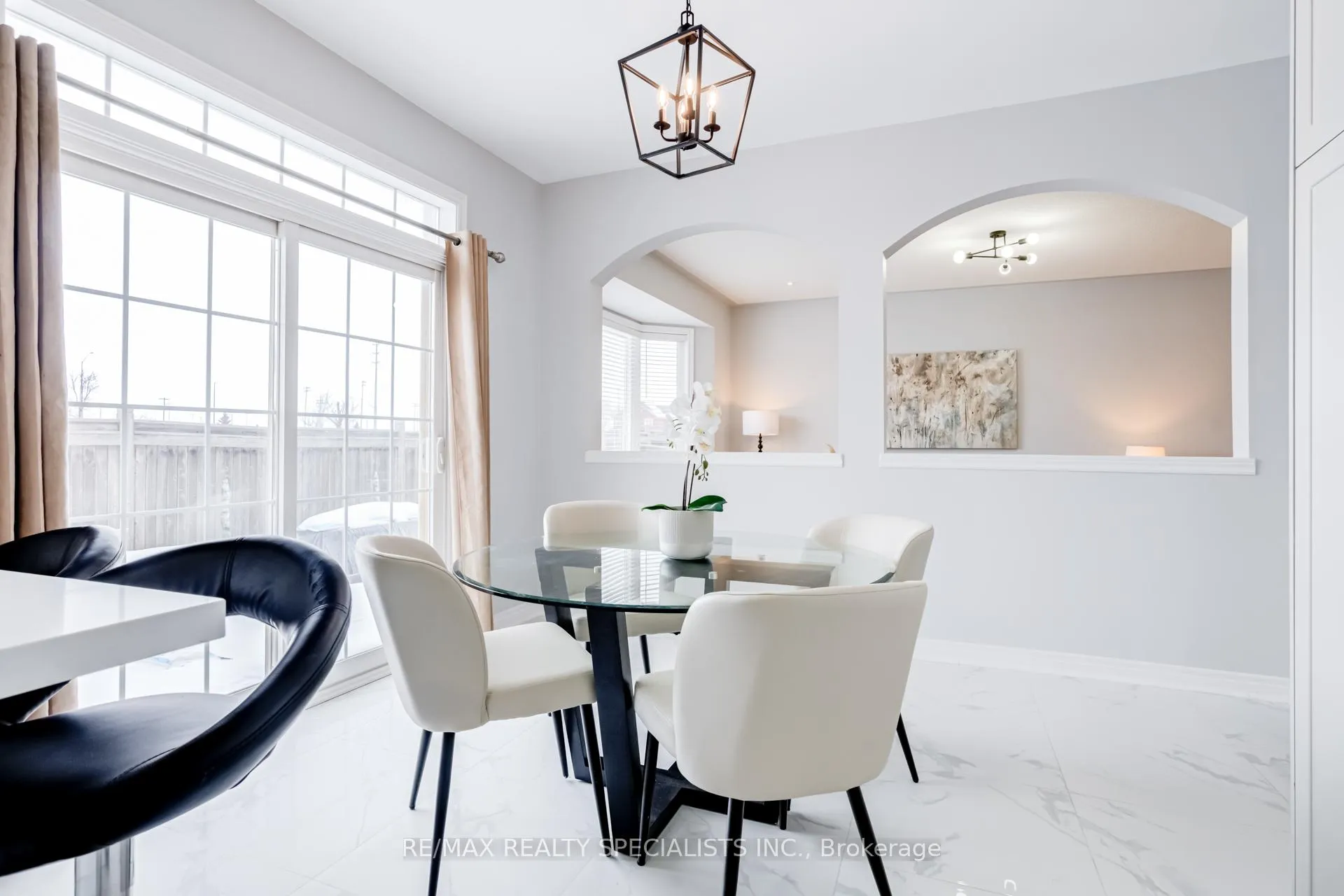 Photo 18 of 95 Heslop Circle, Brampton, Sandringham-Wellington — HOMEH