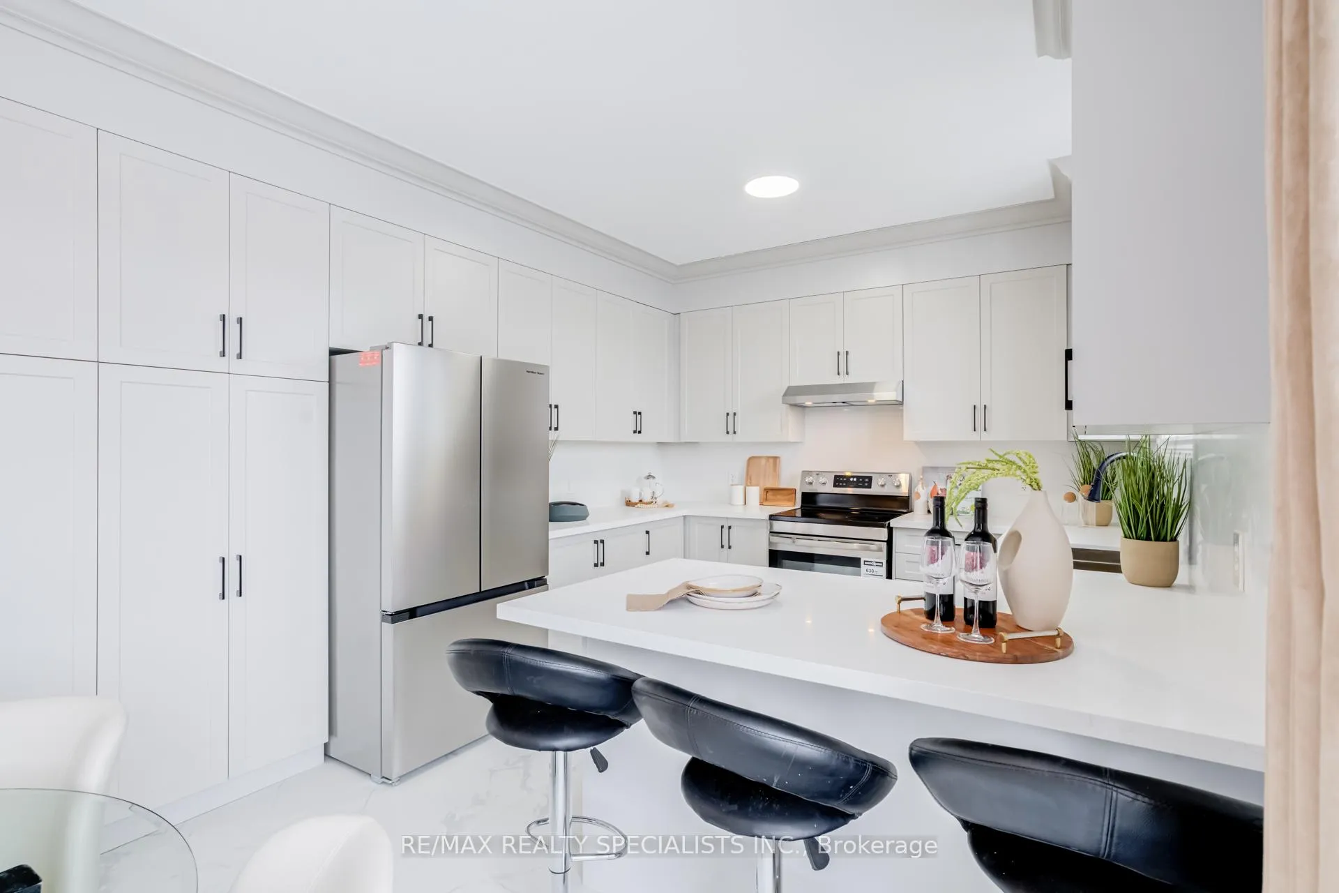 Photo 21 of 95 Heslop Circle, Brampton, Sandringham-Wellington — HOMEH