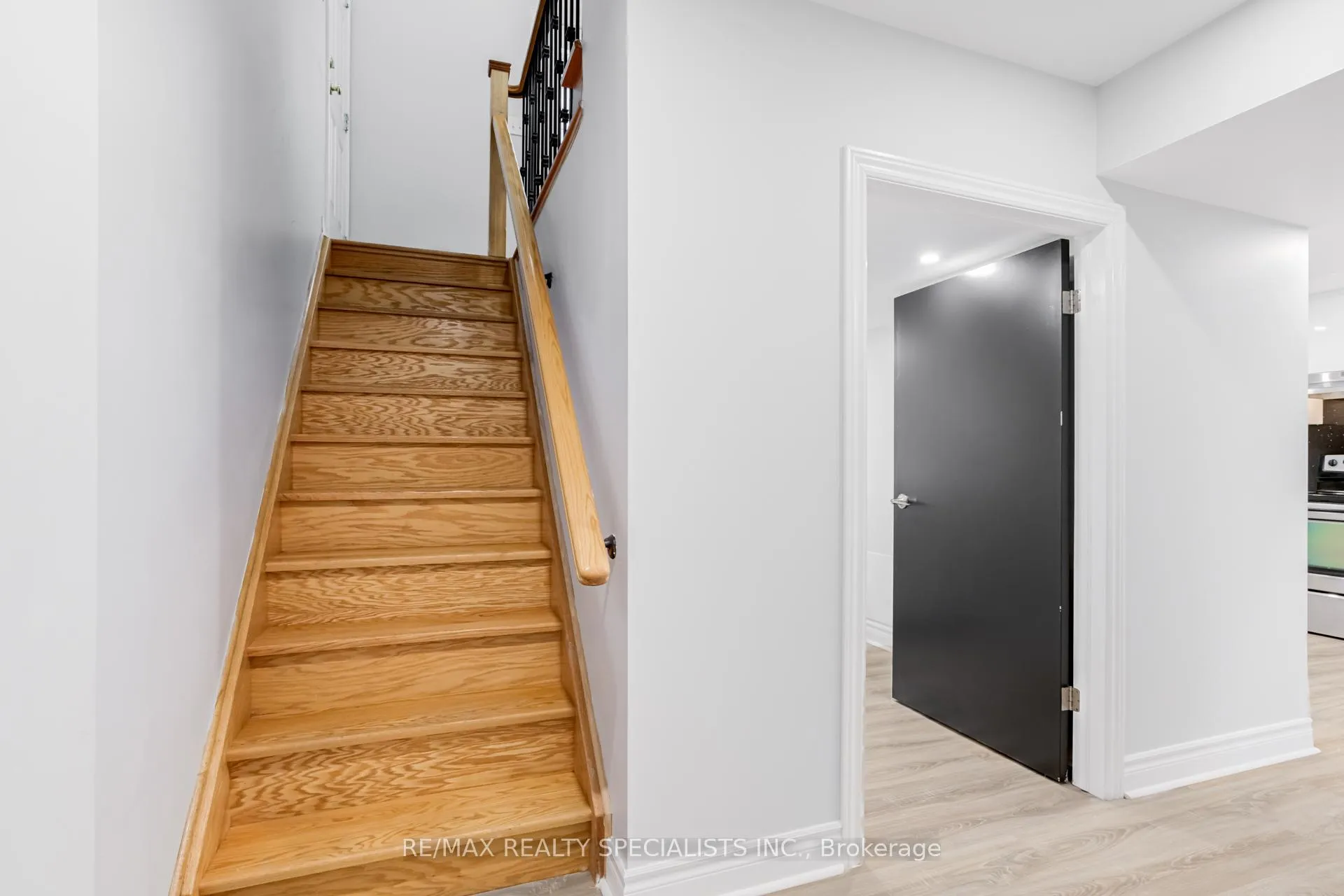Photo 38 of 95 Heslop Circle, Brampton, Sandringham-Wellington — HOMEH