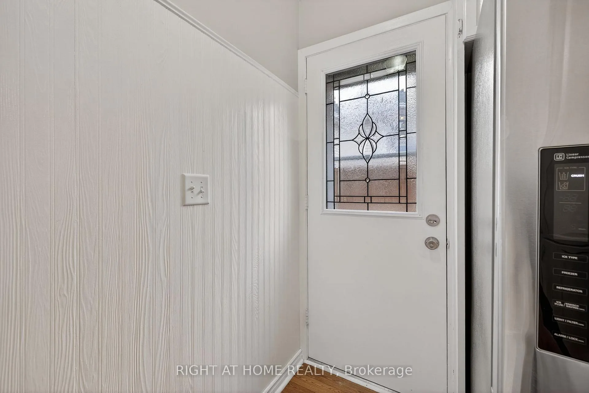 Photo 16 of 71 Banmoor Boulevard, Scarborough, Woburn — HOMEH