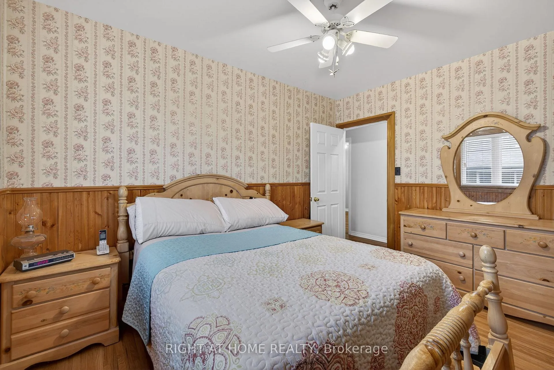 Photo 19 of 71 Banmoor Boulevard, Scarborough, Woburn — HOMEH