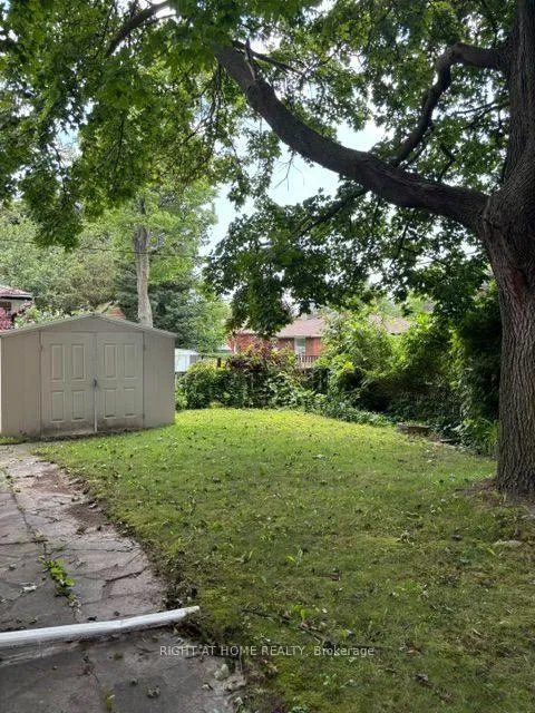Photo 34 of 71 Banmoor Boulevard, Scarborough, Woburn — HOMEH