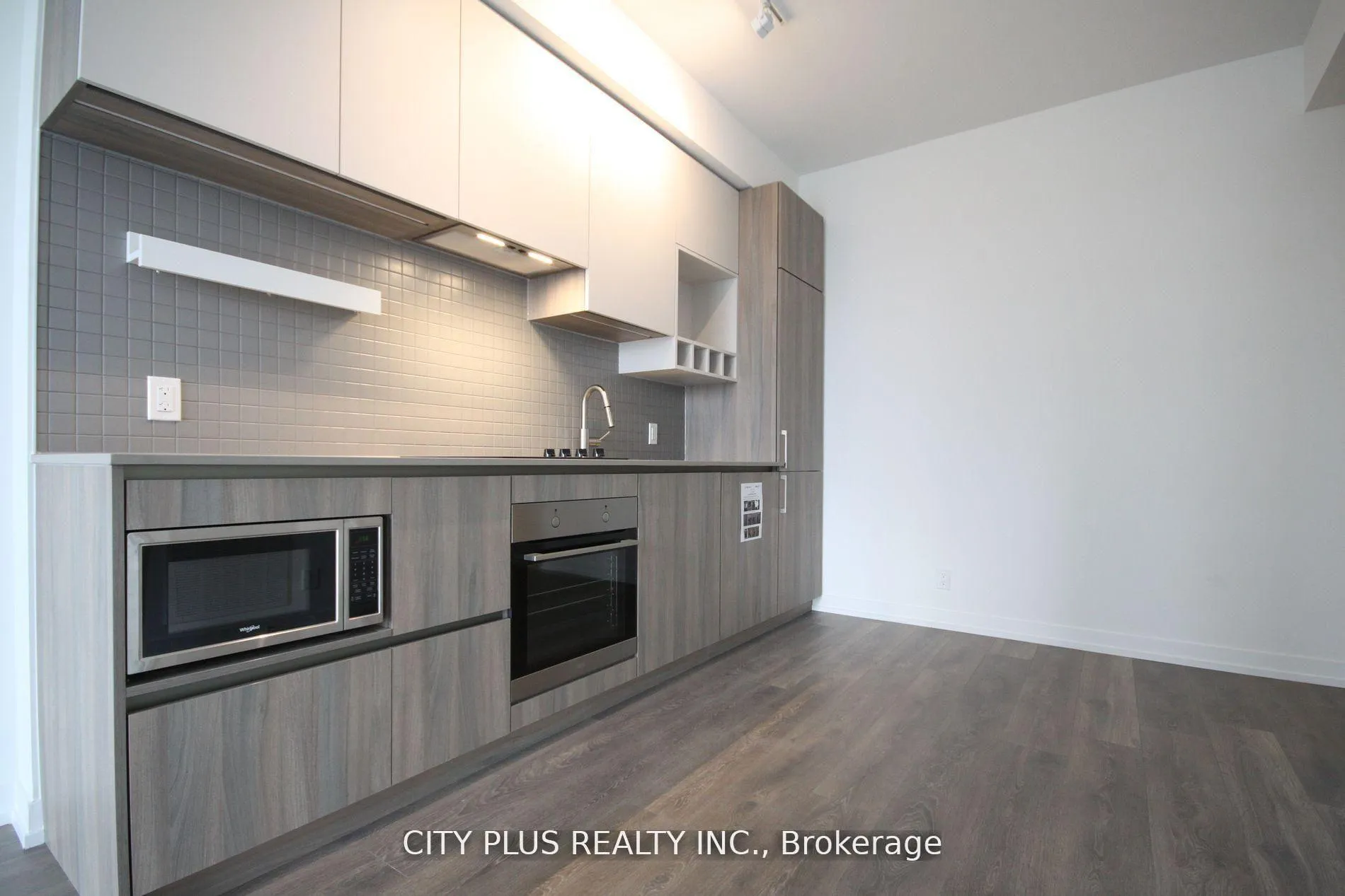 Photo 7 of Unit 1910, 950 Portage Parkway, Vaughan, Concord — HOMEH