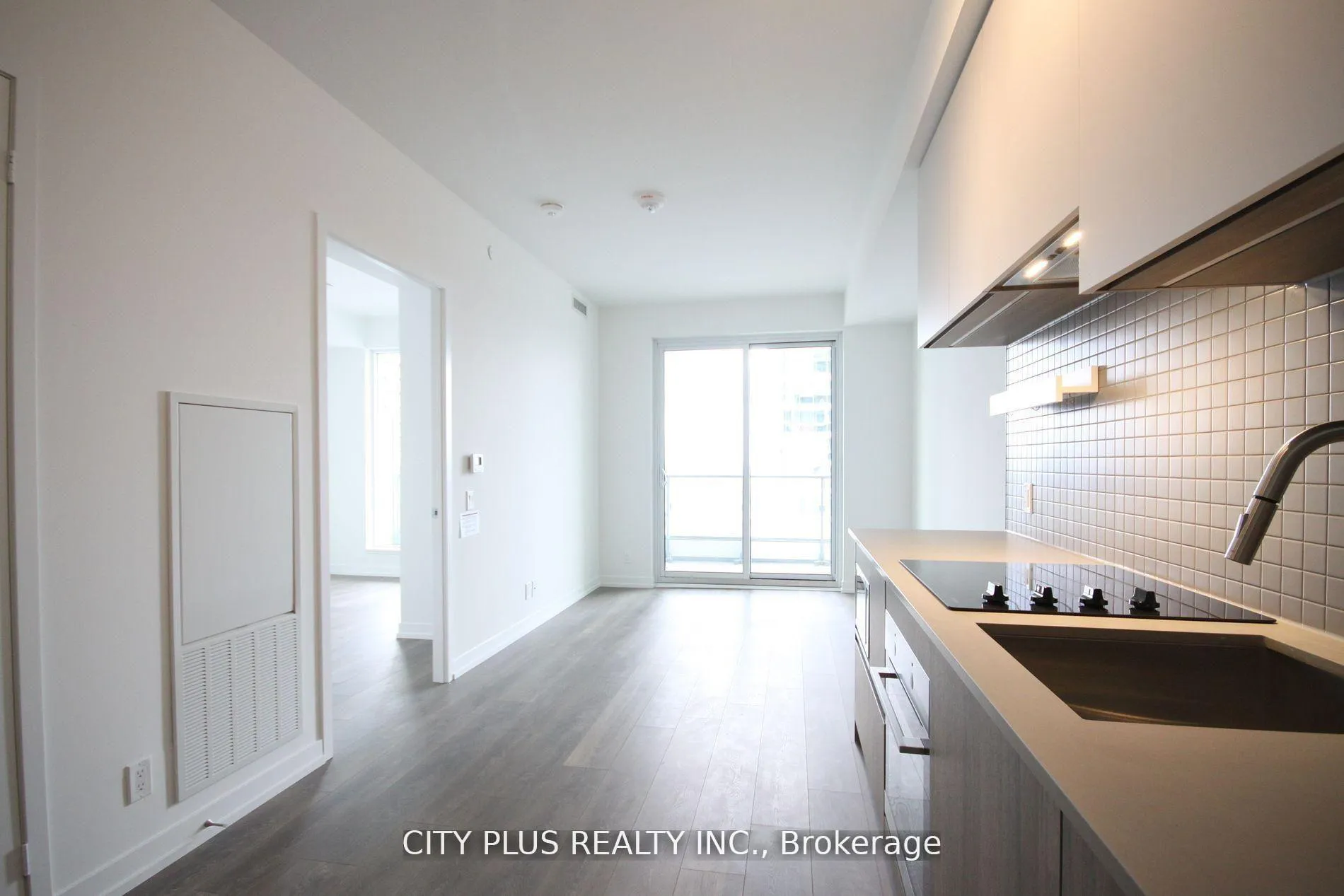 Photo 10 of Unit 1910, 950 Portage Parkway, Vaughan, Concord — HOMEH