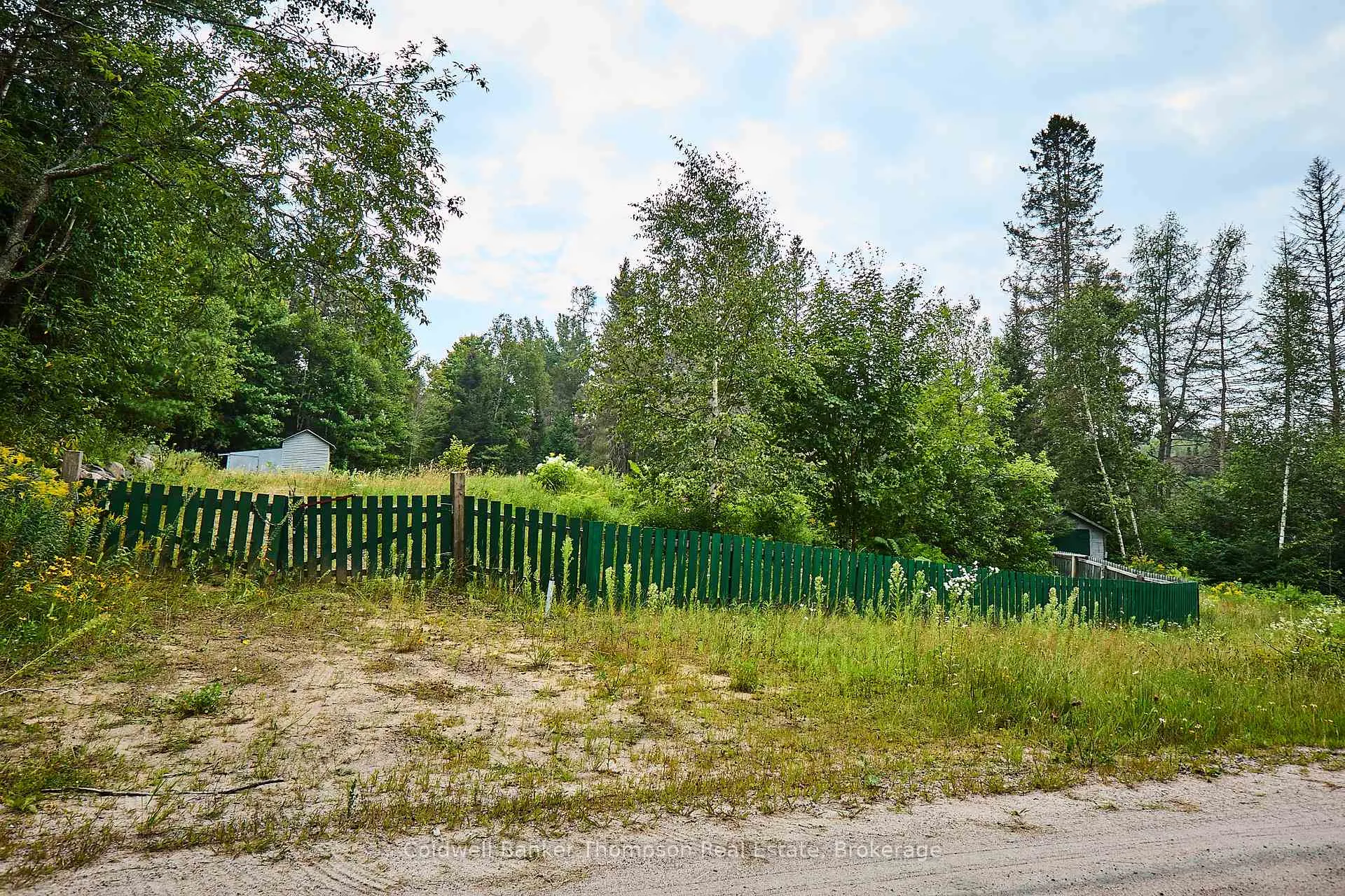 Photo 4 of 185 Halls Road E, Magnetawan — HOMEH