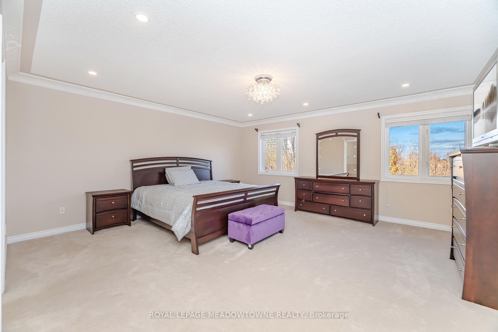 Photo 23 of 2459 Meadowridge Drive, Oakville, Joshua Creek — HOMEH