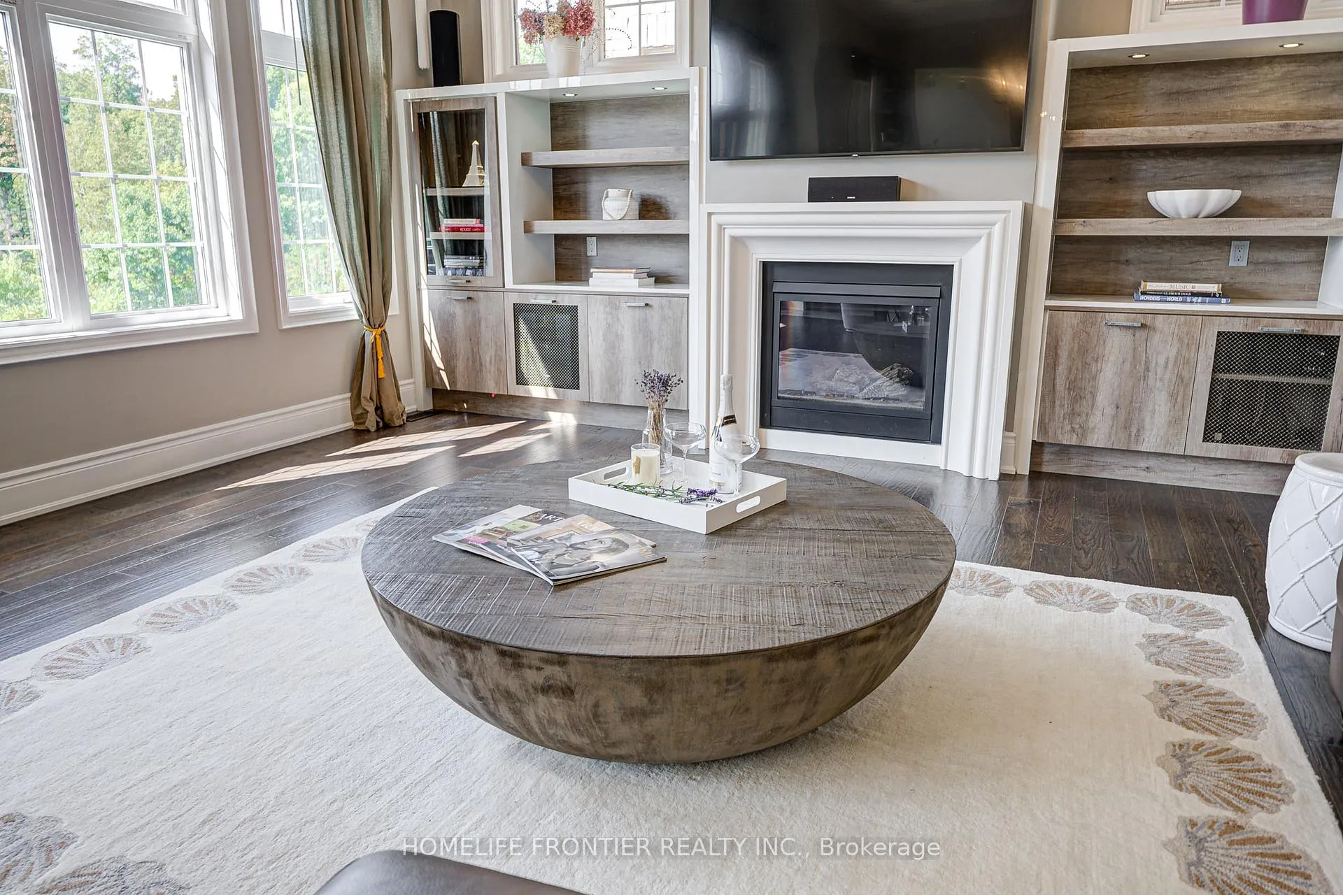 Photo 20 of 236 Farrell Road, Vaughan, Patterson — HOMEH
