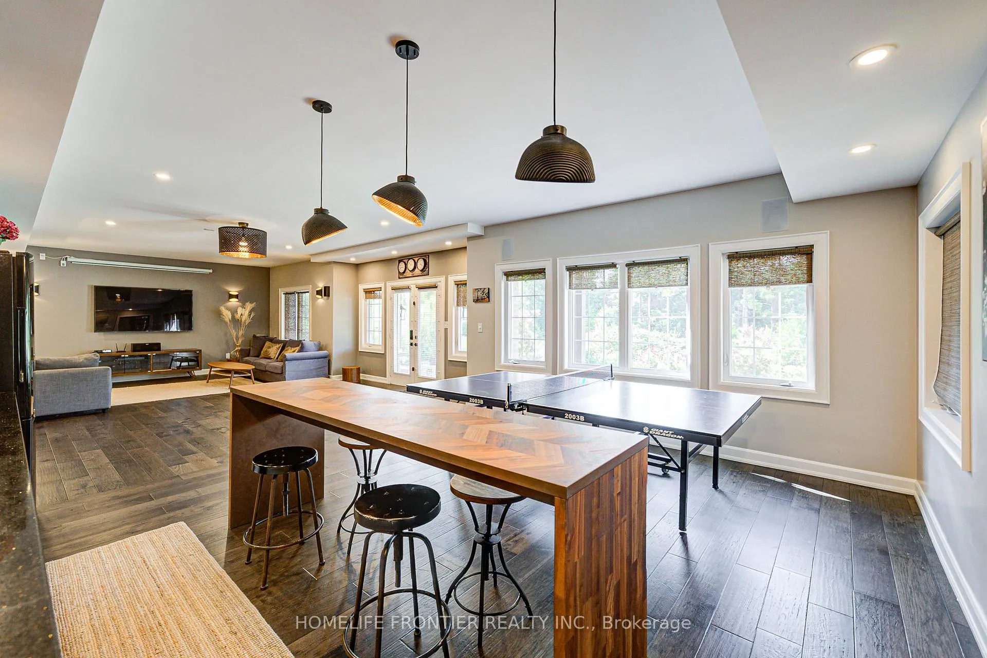 Photo 36 of 236 Farrell Road, Vaughan, Patterson — HOMEH