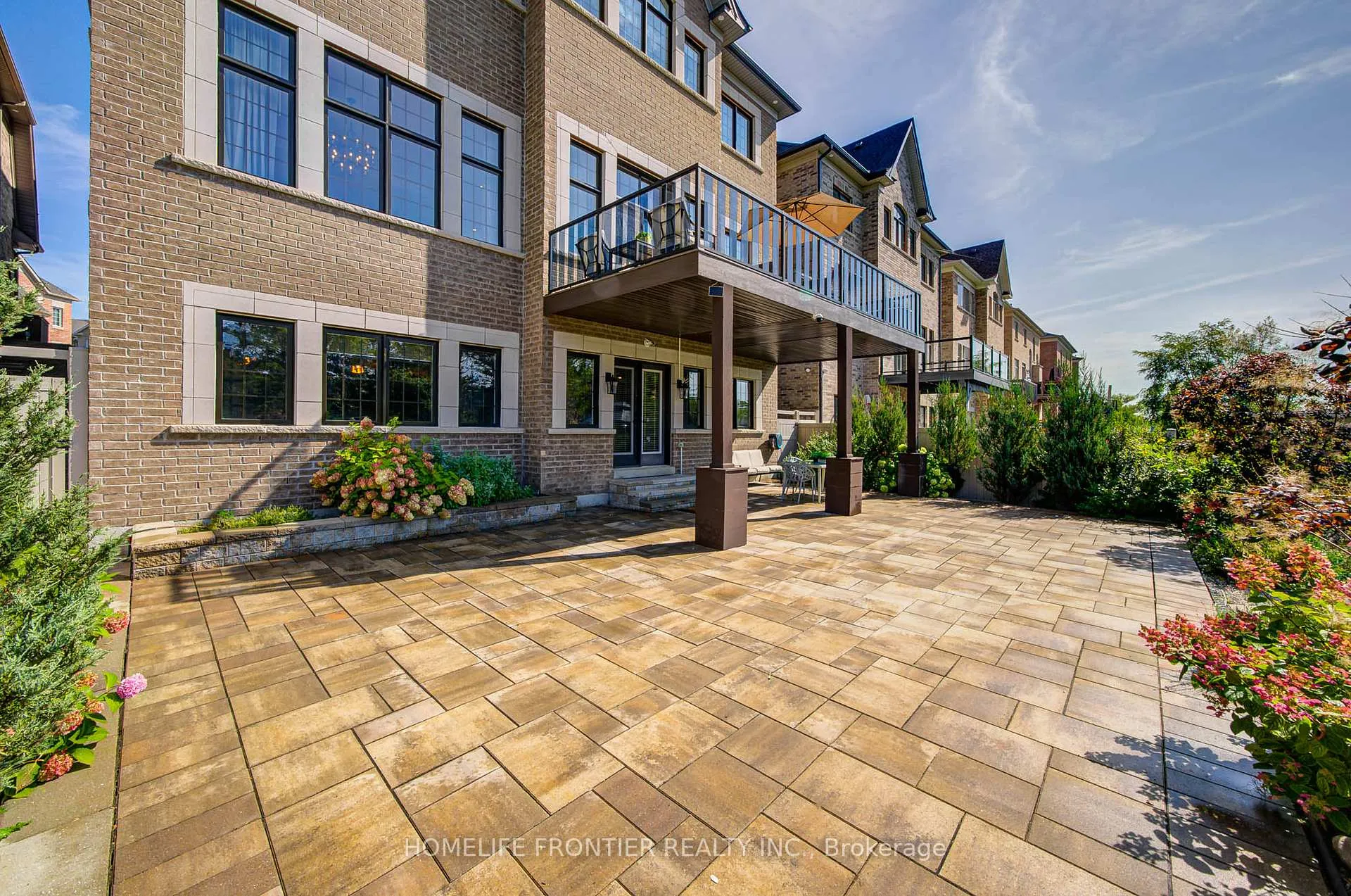 Photo 40 of 236 Farrell Road, Vaughan, Patterson — HOMEH