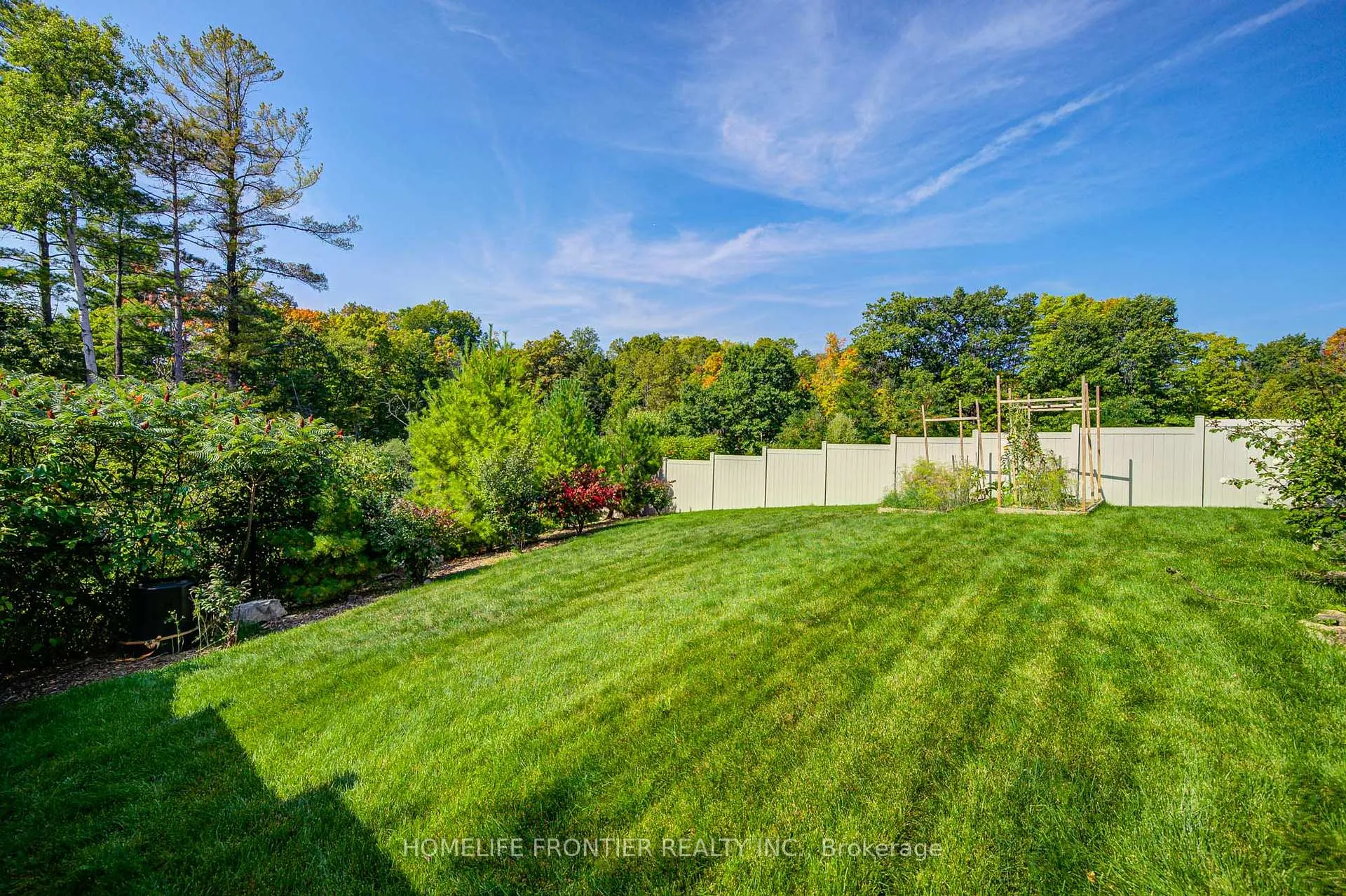 Photo 46 of 236 Farrell Road, Vaughan, Patterson — HOMEH