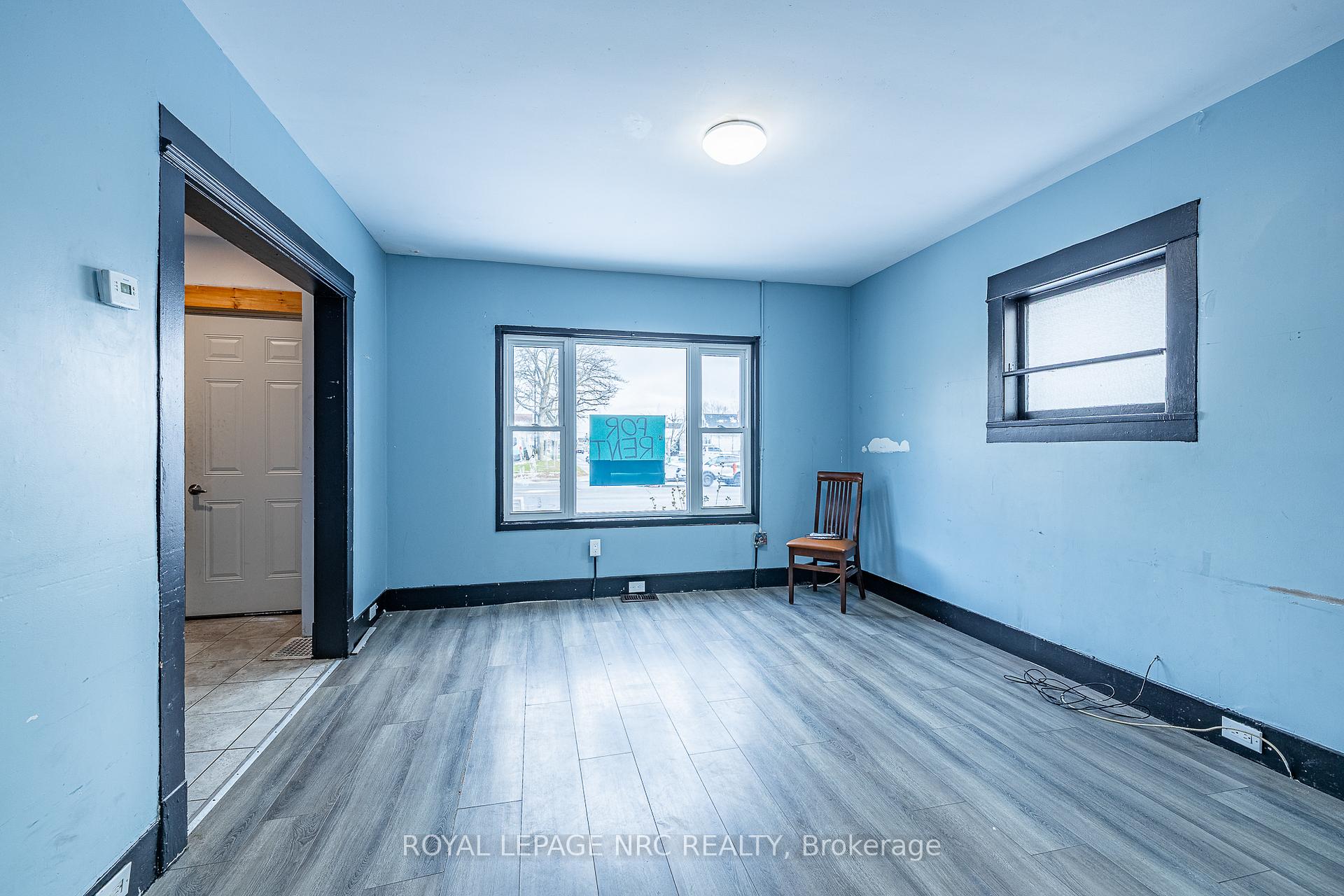 Photo 3 of 5495 Drummond Road, Niagara Falls, Hospital — HOMEH