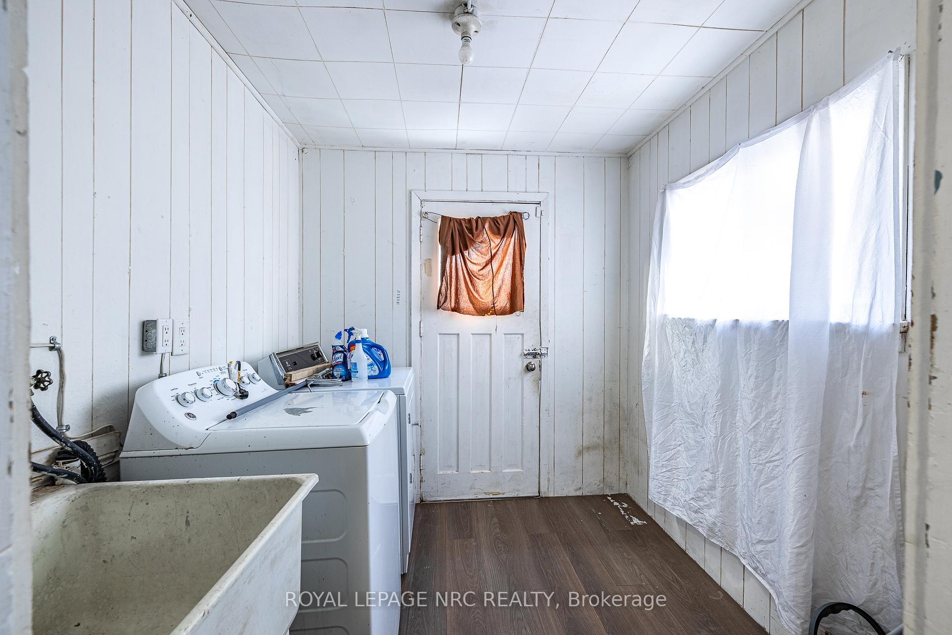 Photo 10 of 5495 Drummond Road, Niagara Falls, Hospital — HOMEH