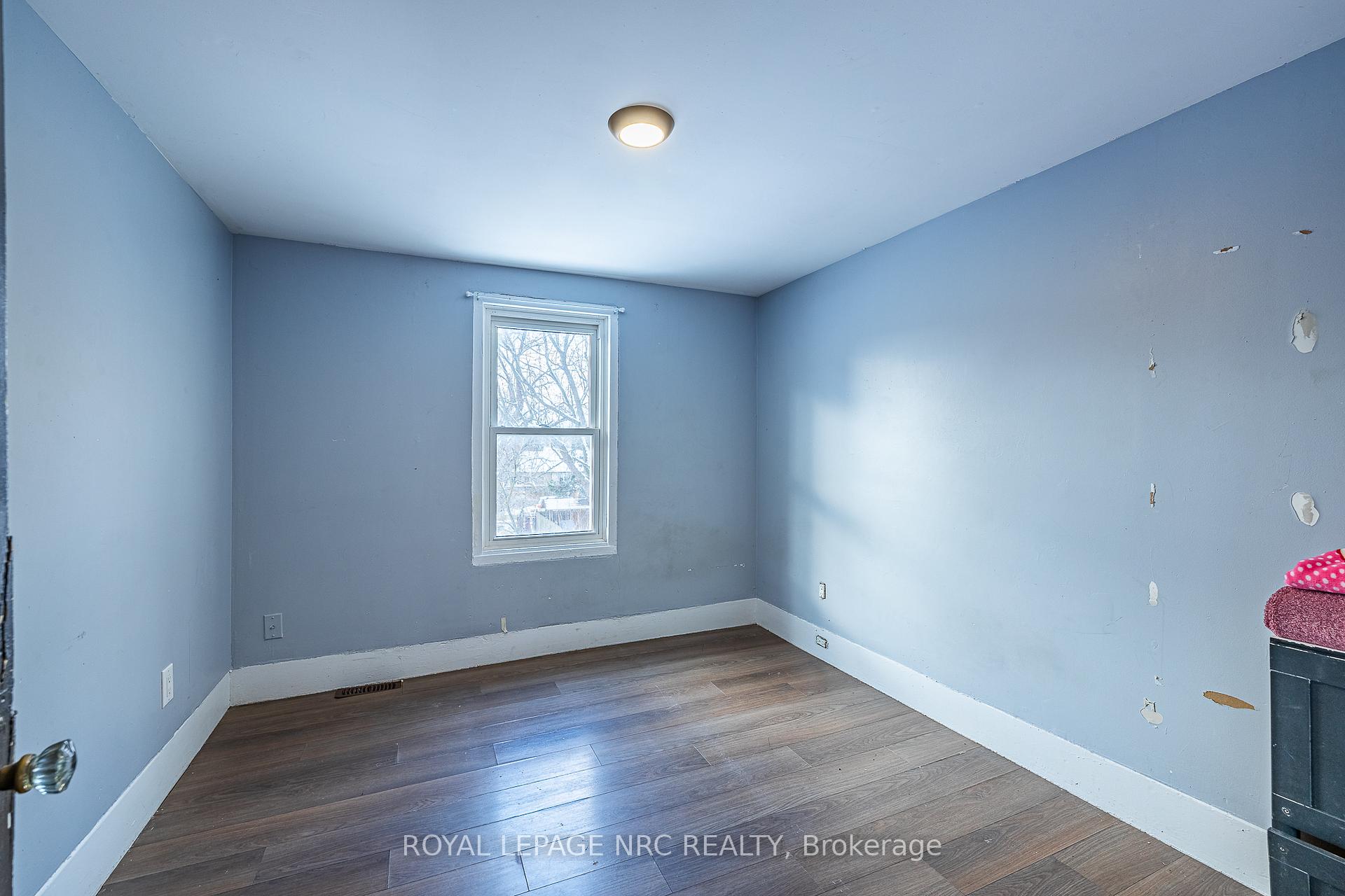 Photo 15 of 5495 Drummond Road, Niagara Falls, Hospital — HOMEH