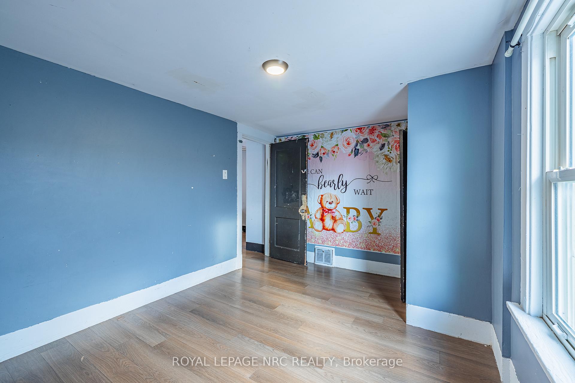 Photo 20 of 5495 Drummond Road, Niagara Falls, Hospital — HOMEH