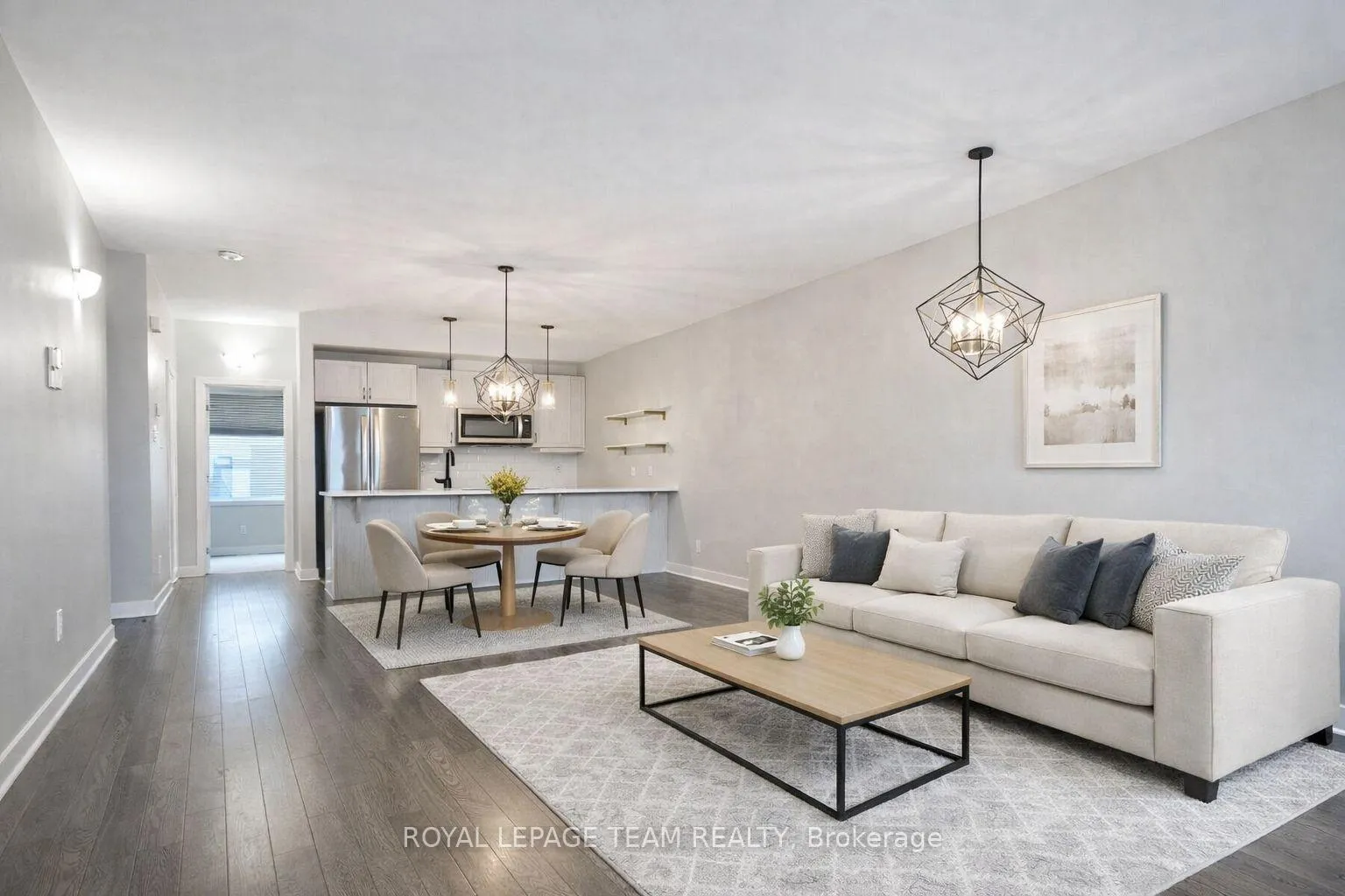 Photo 5 of 814 Ralph Hennessy Avenue, Ottawa, Riverside South/Gloucester Glen — HOMEH