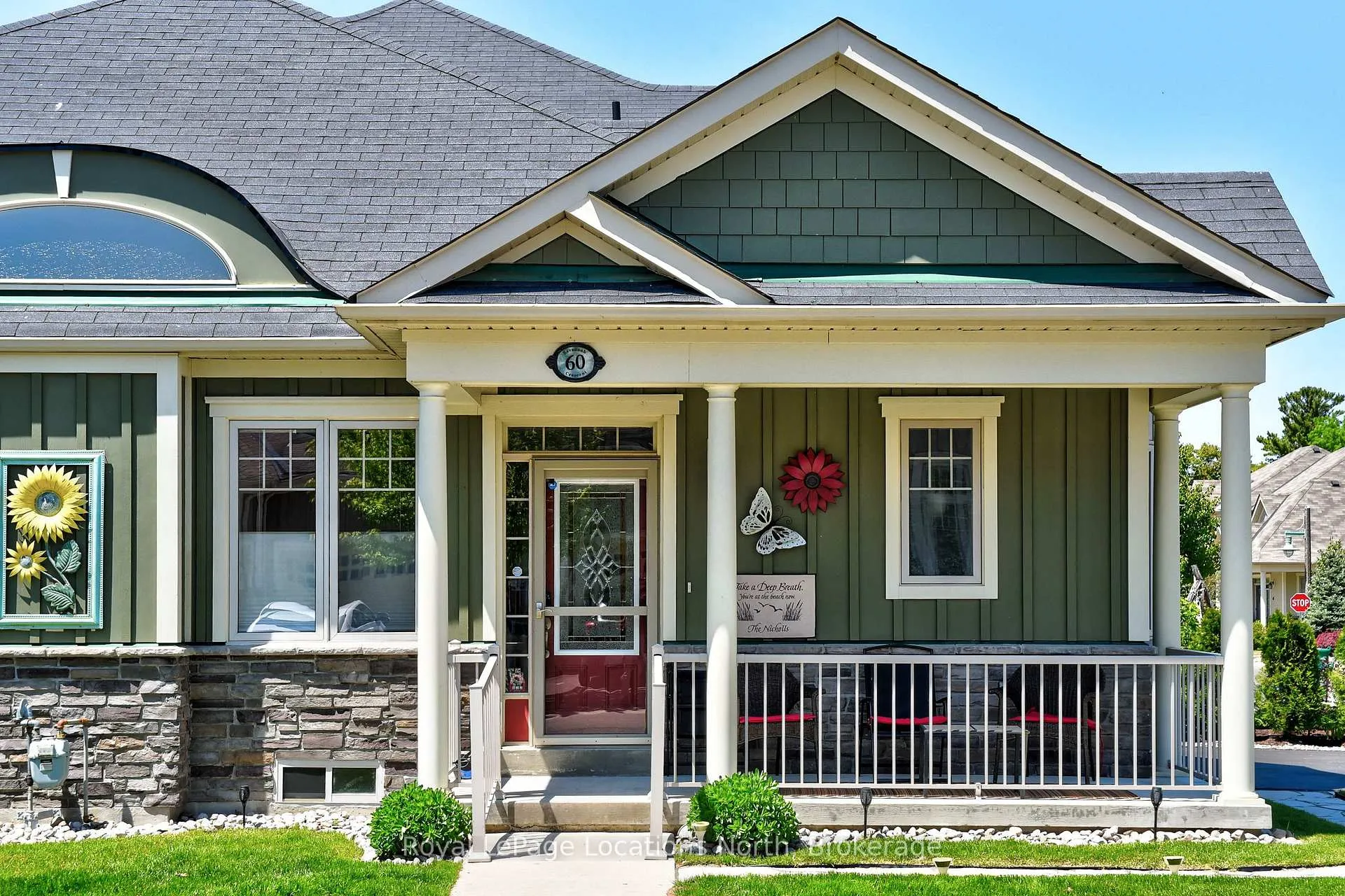 Photo 3 of 60 Savannah Crescent, Wasaga Beach — HOMEH