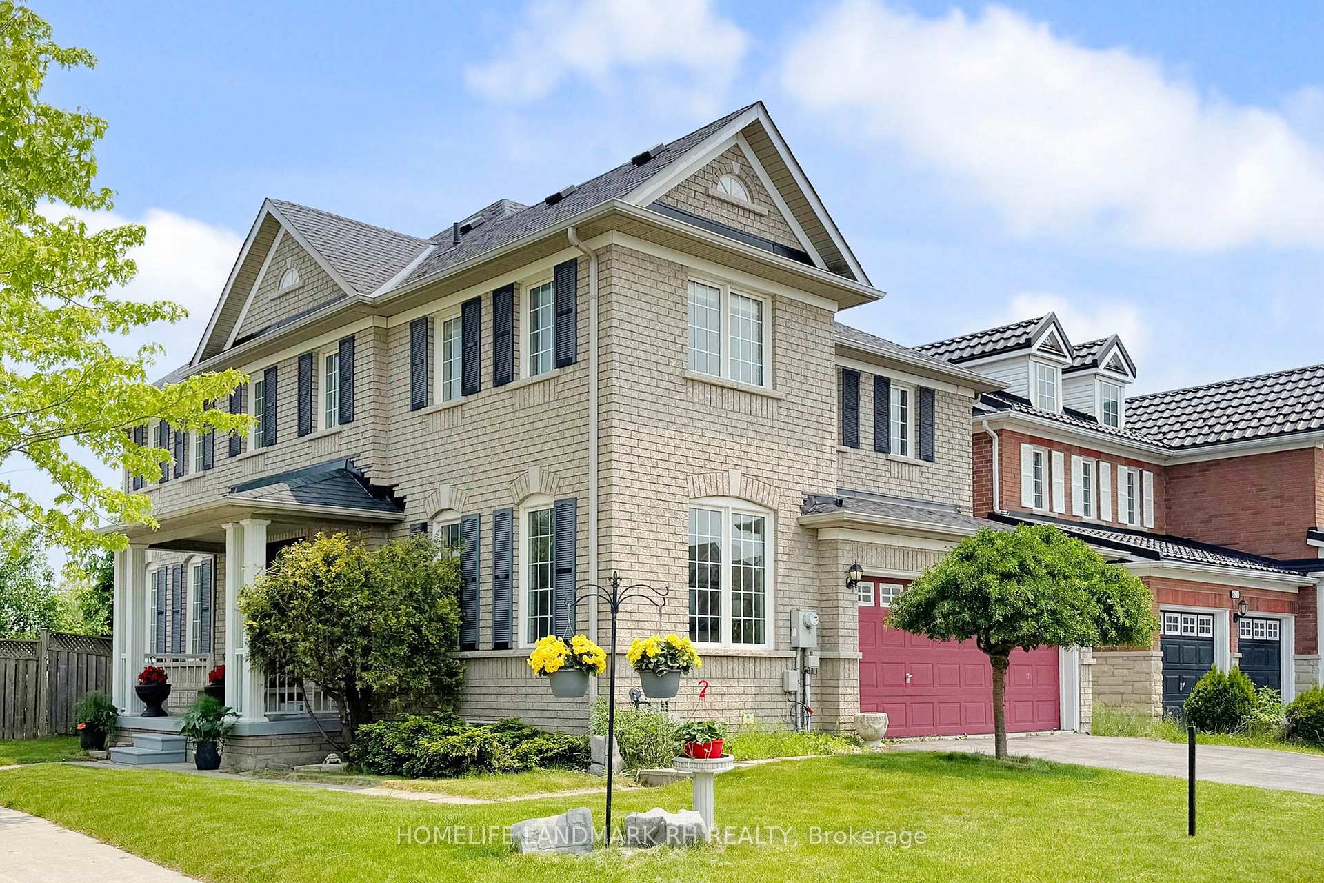 Photo 2 of 1 Mac Frost Way, Scarborough, Rouge — HOMEH