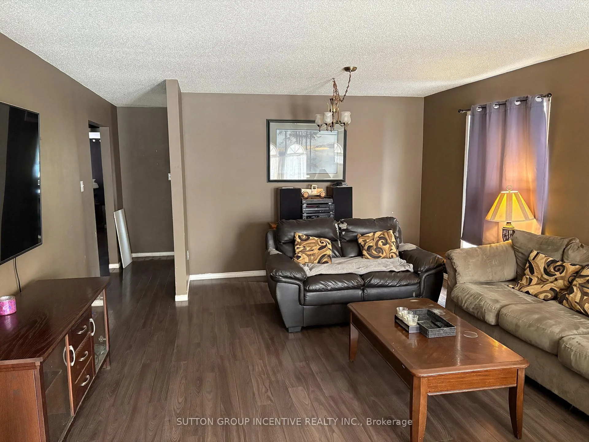 Photo 9 of 1841 Mill Street, Innisfil, Alcona — HOMEH