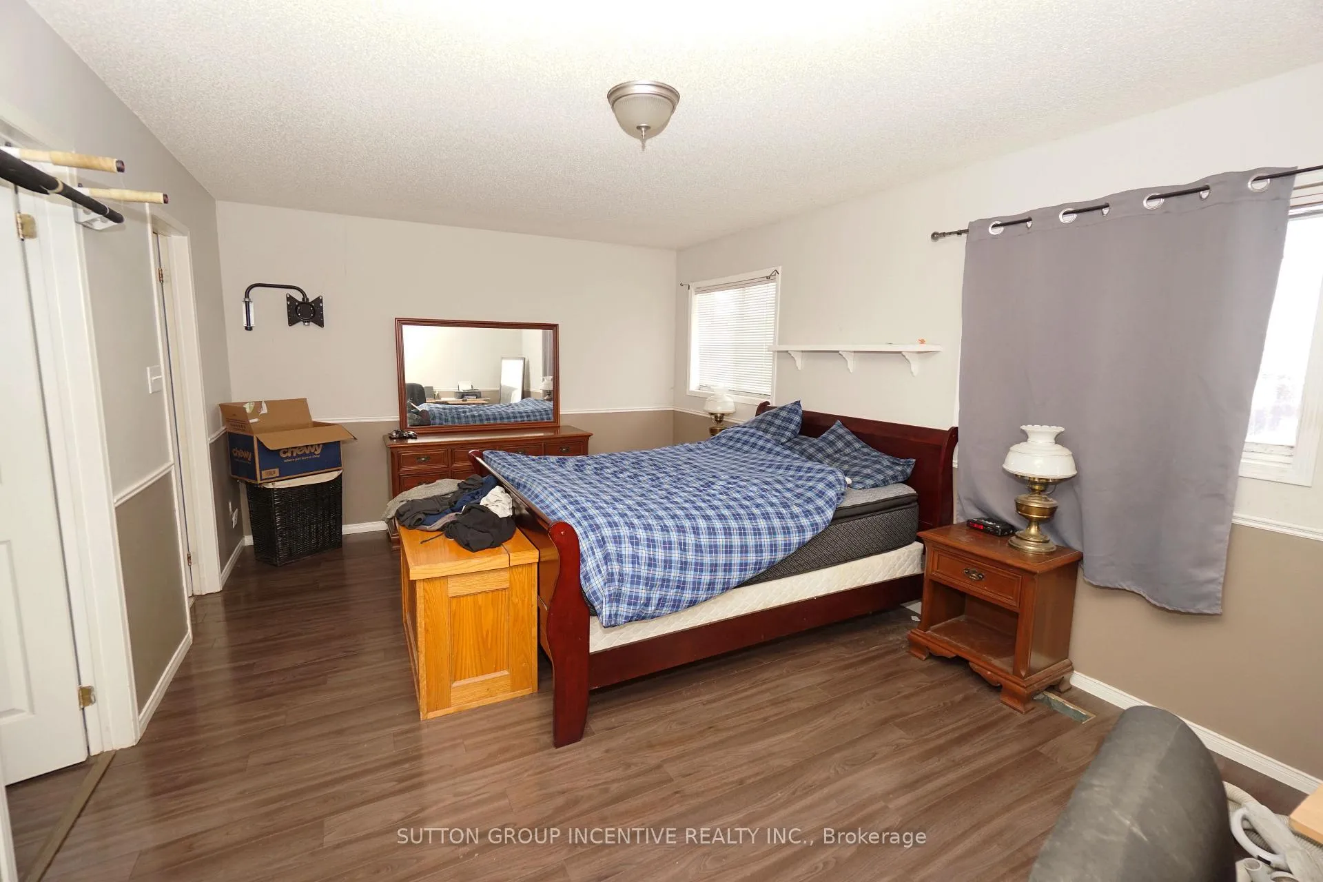 Photo 12 of 1841 Mill Street, Innisfil, Alcona — HOMEH