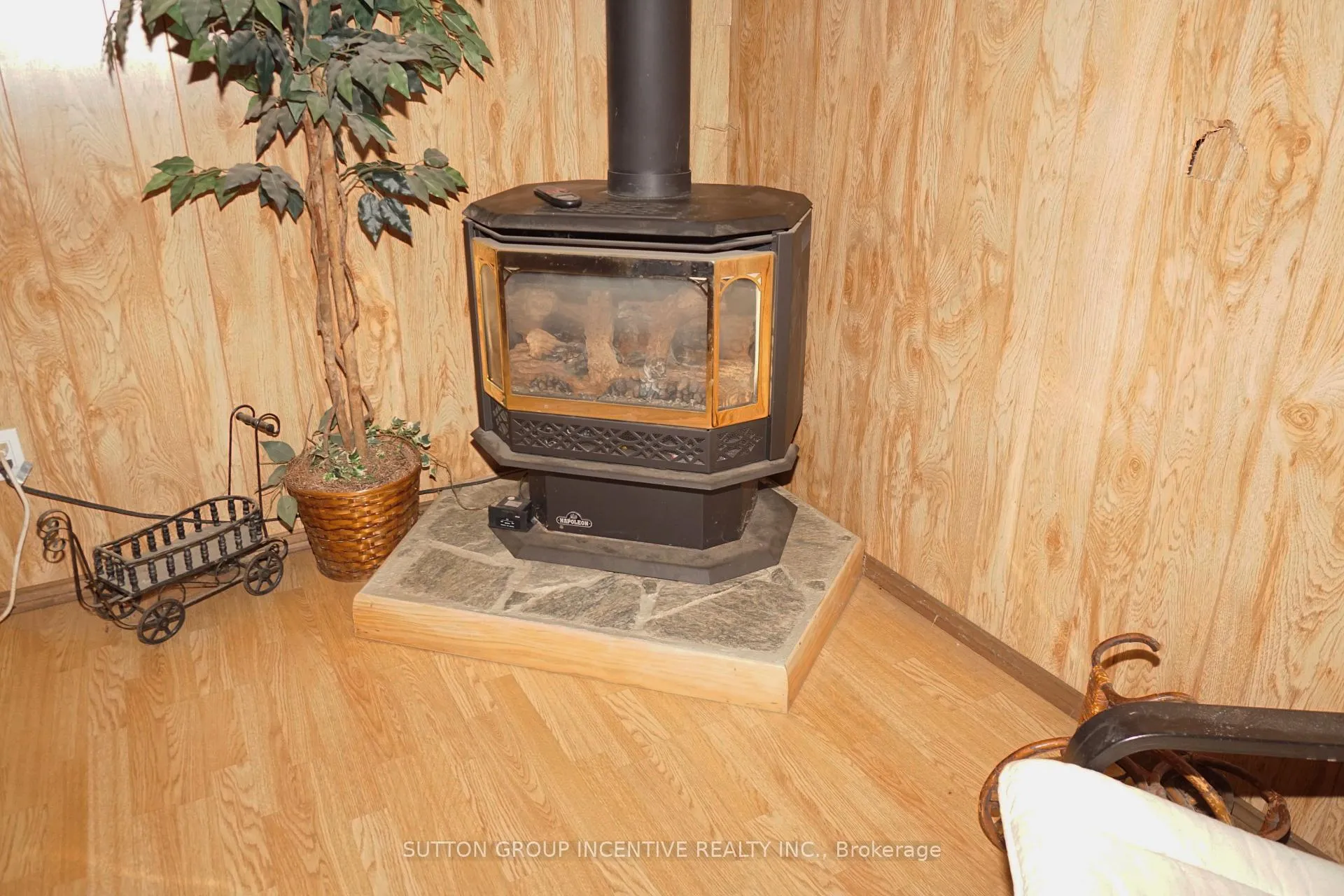 Photo 22 of 1841 Mill Street, Innisfil, Alcona — HOMEH