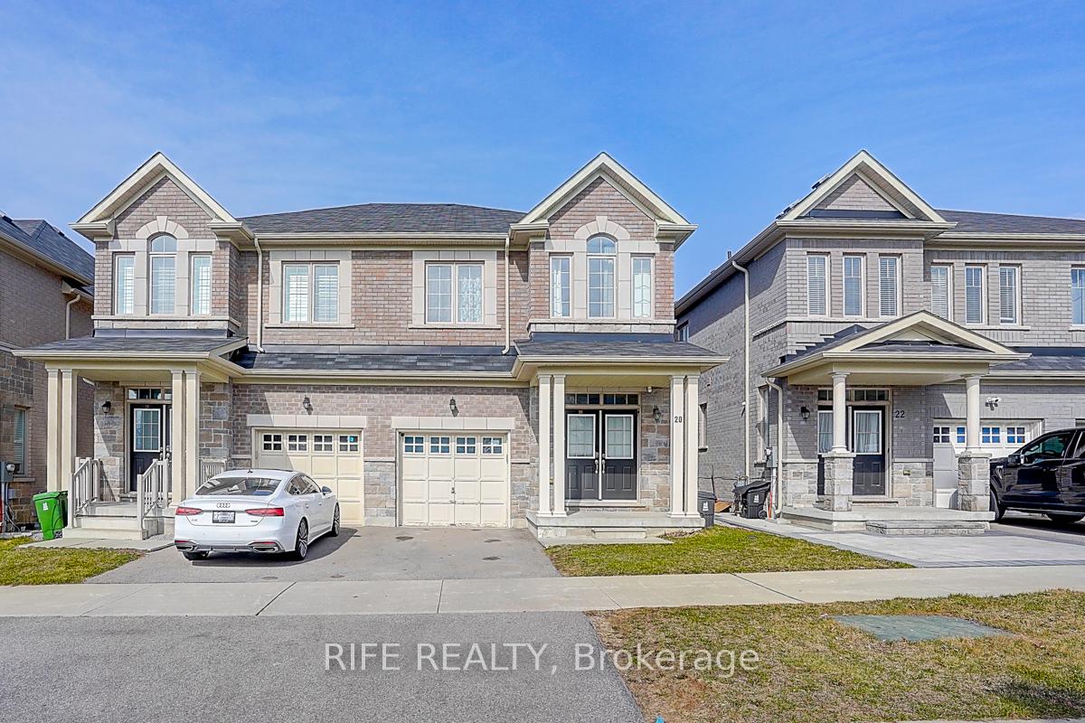 Front of 20 Mac Frost Way