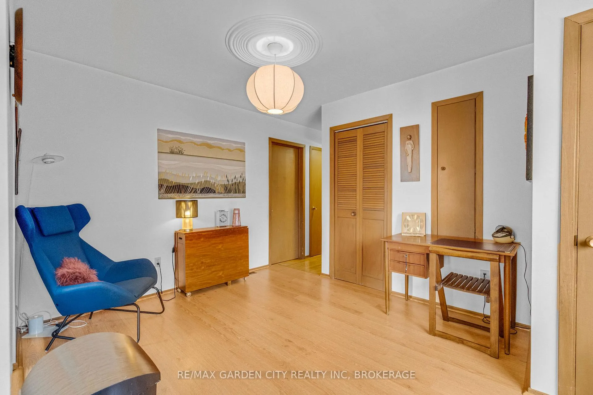 Photo 11 of 5687 Murray Street, Niagara Falls, Dorchester — HOMEH