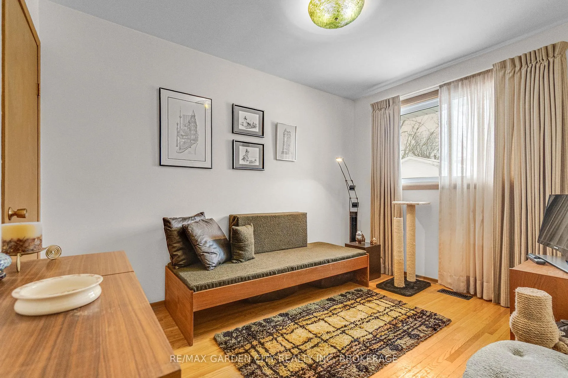 Photo 16 of 5687 Murray Street, Niagara Falls, Dorchester — HOMEH
