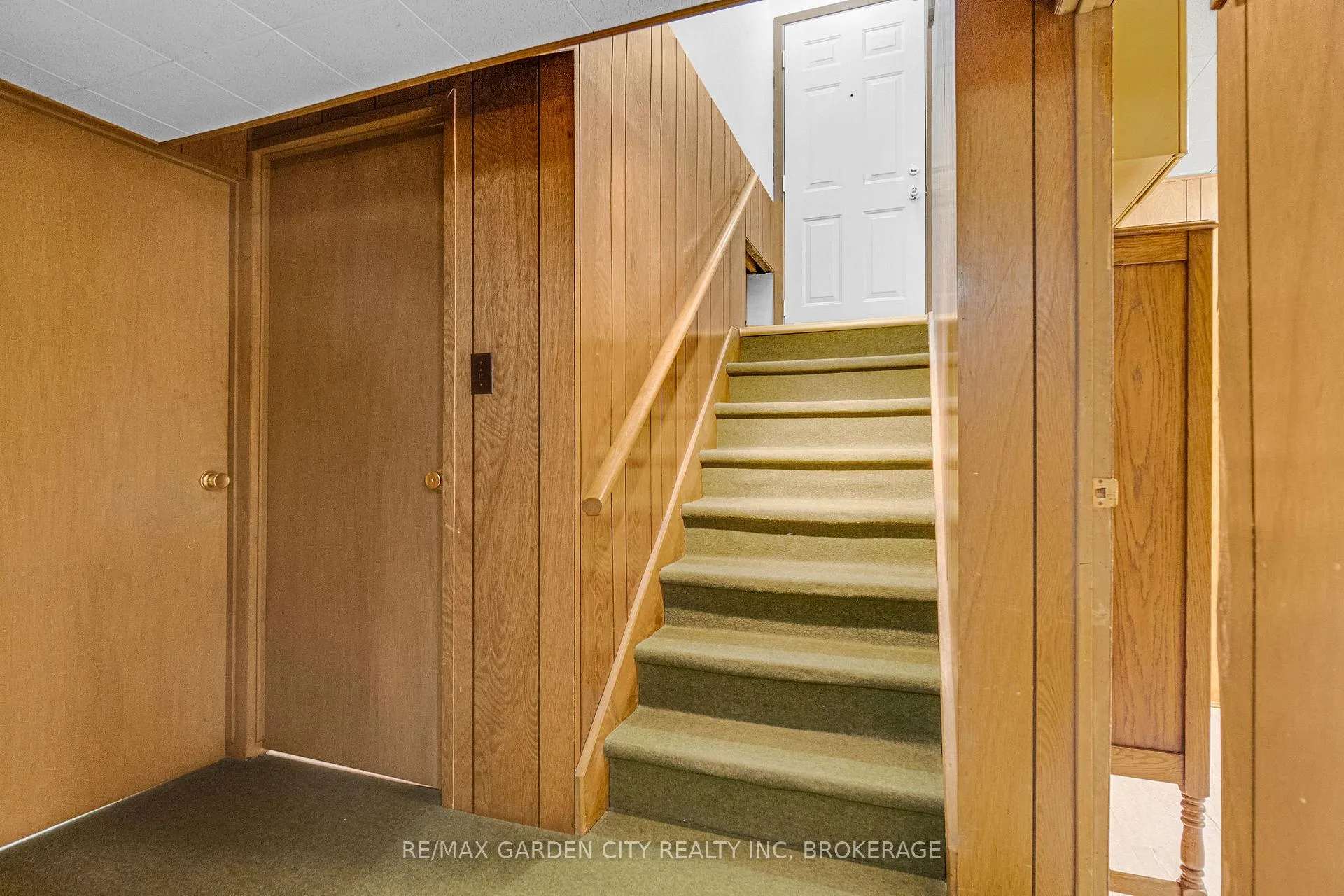Photo 21 of 5687 Murray Street, Niagara Falls, Dorchester — HOMEH