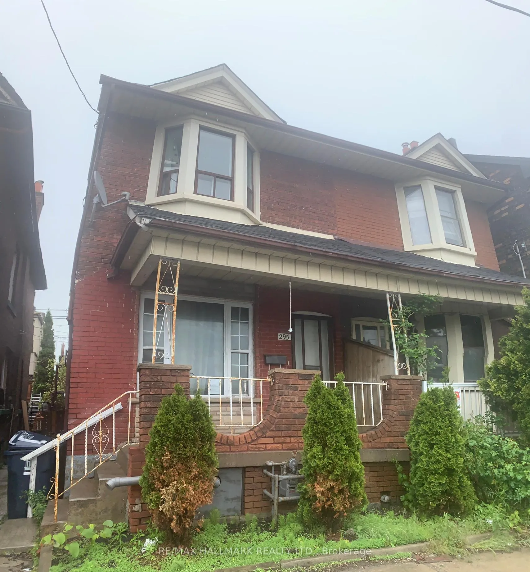 Front of 295 Old Weston Road