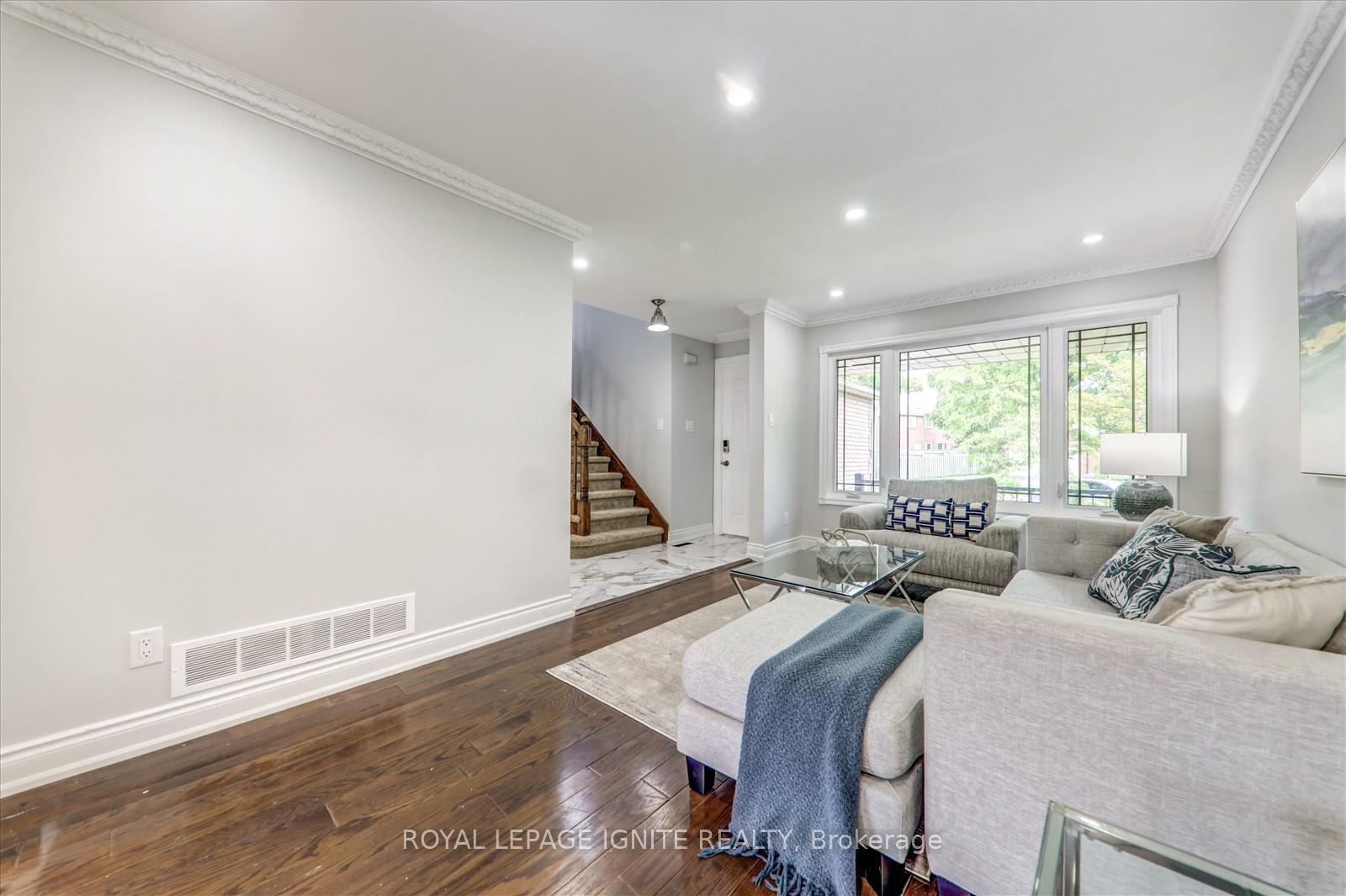 Photo 6 of 130 Gennela Square, Scarborough, Rouge — HOMEH