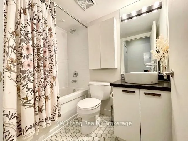 Photo 12 of Unit 2007, 22 Wellesley Street E, Toronto, Church-Yonge Corridor — HOMEH