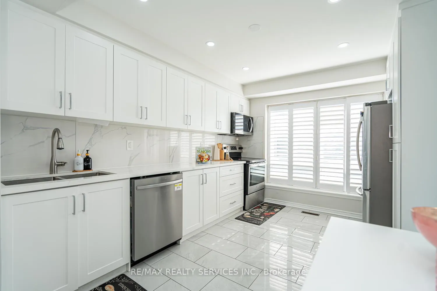 Photo 8 of 172 Hansen Road, Brampton, Madoc — HOMEH