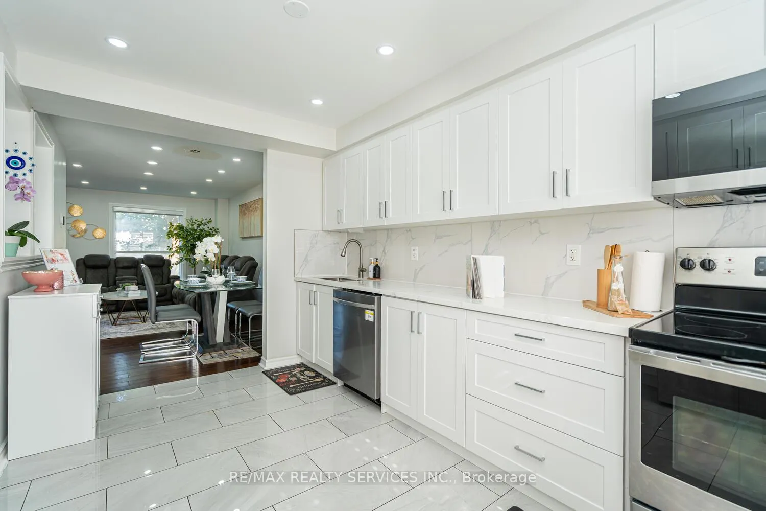 Photo 9 of 172 Hansen Road, Brampton, Madoc — HOMEH