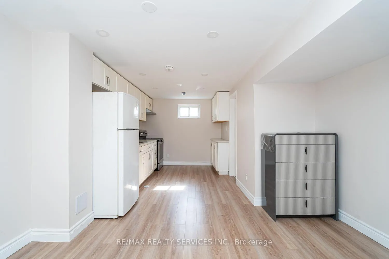 Photo 33 of 172 Hansen Road, Brampton, Madoc — HOMEH